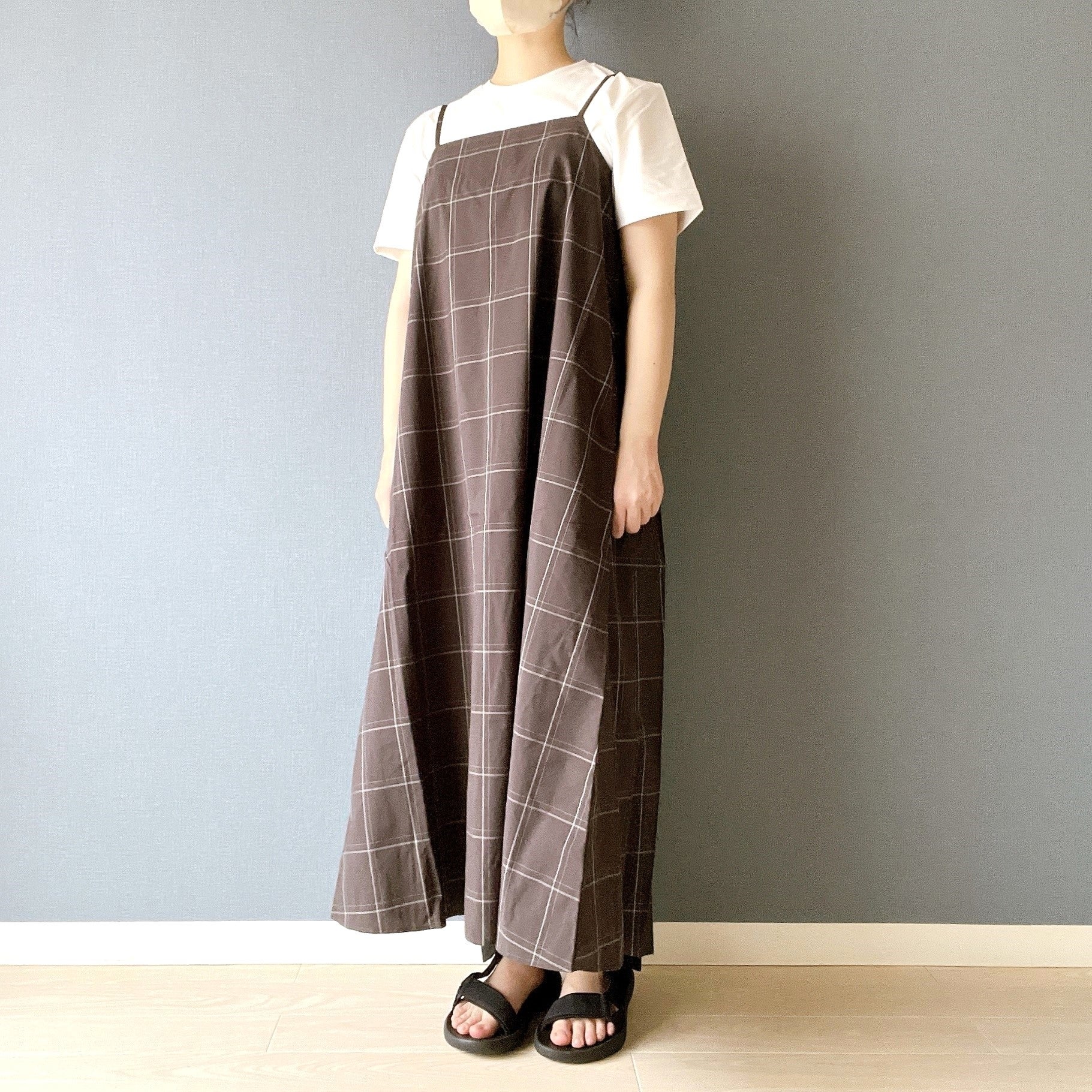 手編みWOOL生成りジャンパースカート➕木綿焦茶ワンピース 物足りない