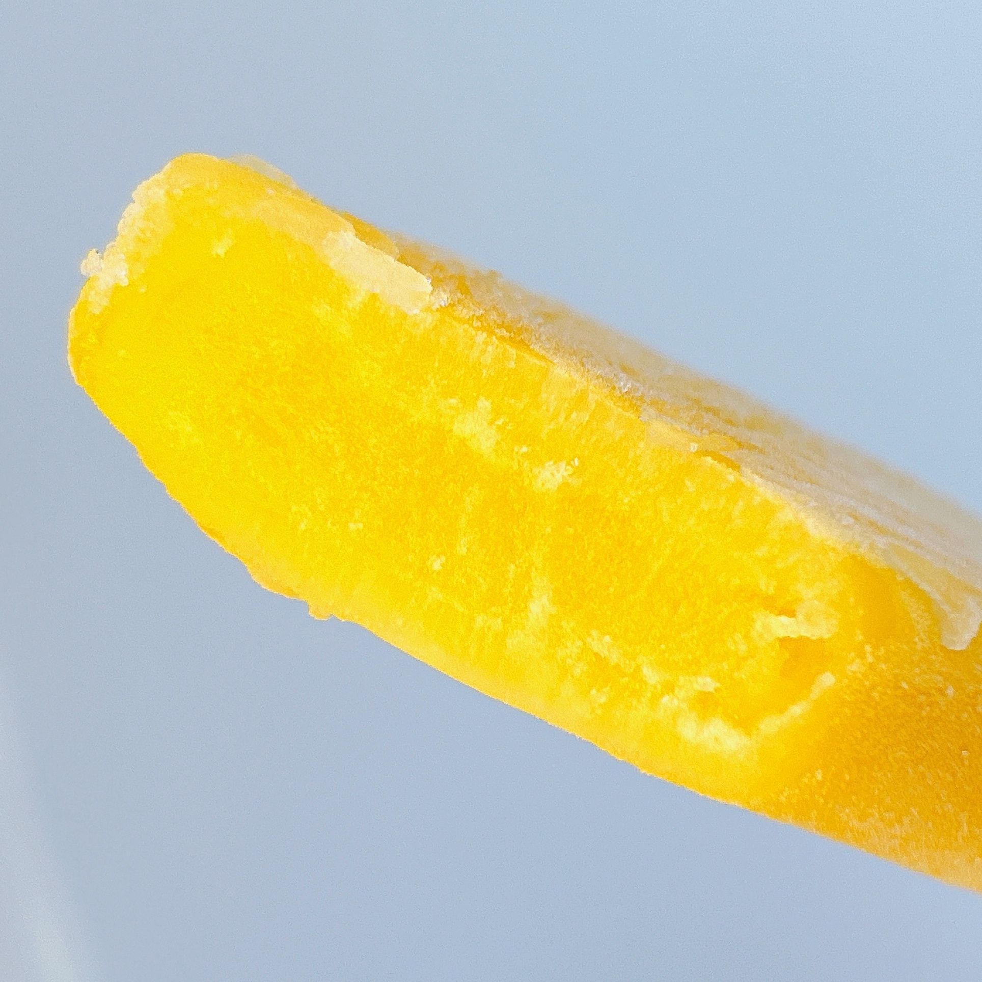 LAWSON(ローソン)のおすすめアイス「ウチカフェ 100%果汁フルーツバー パイナップル」