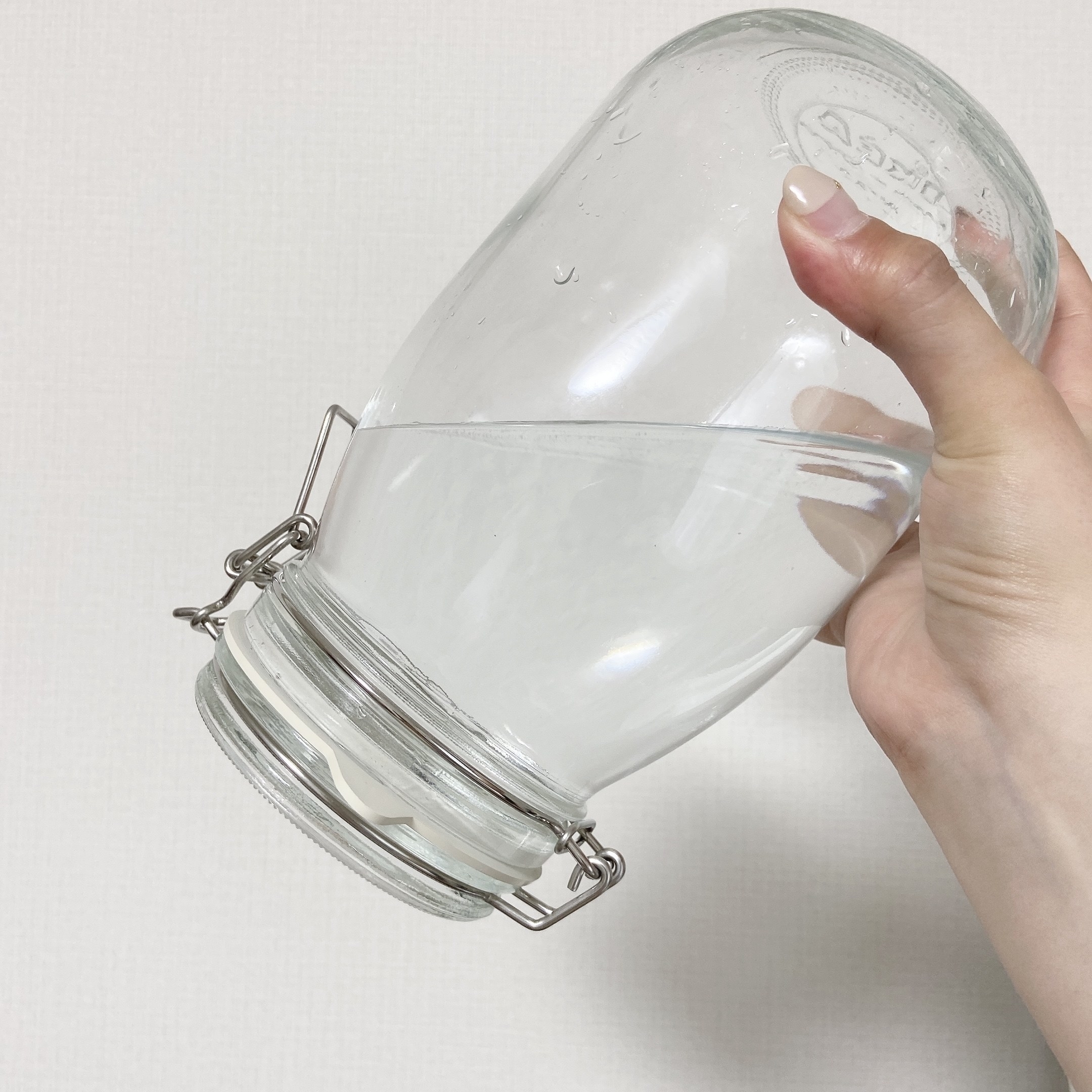 イケアのおすすめアイテム「KORKEN コルケンふた付き容器」