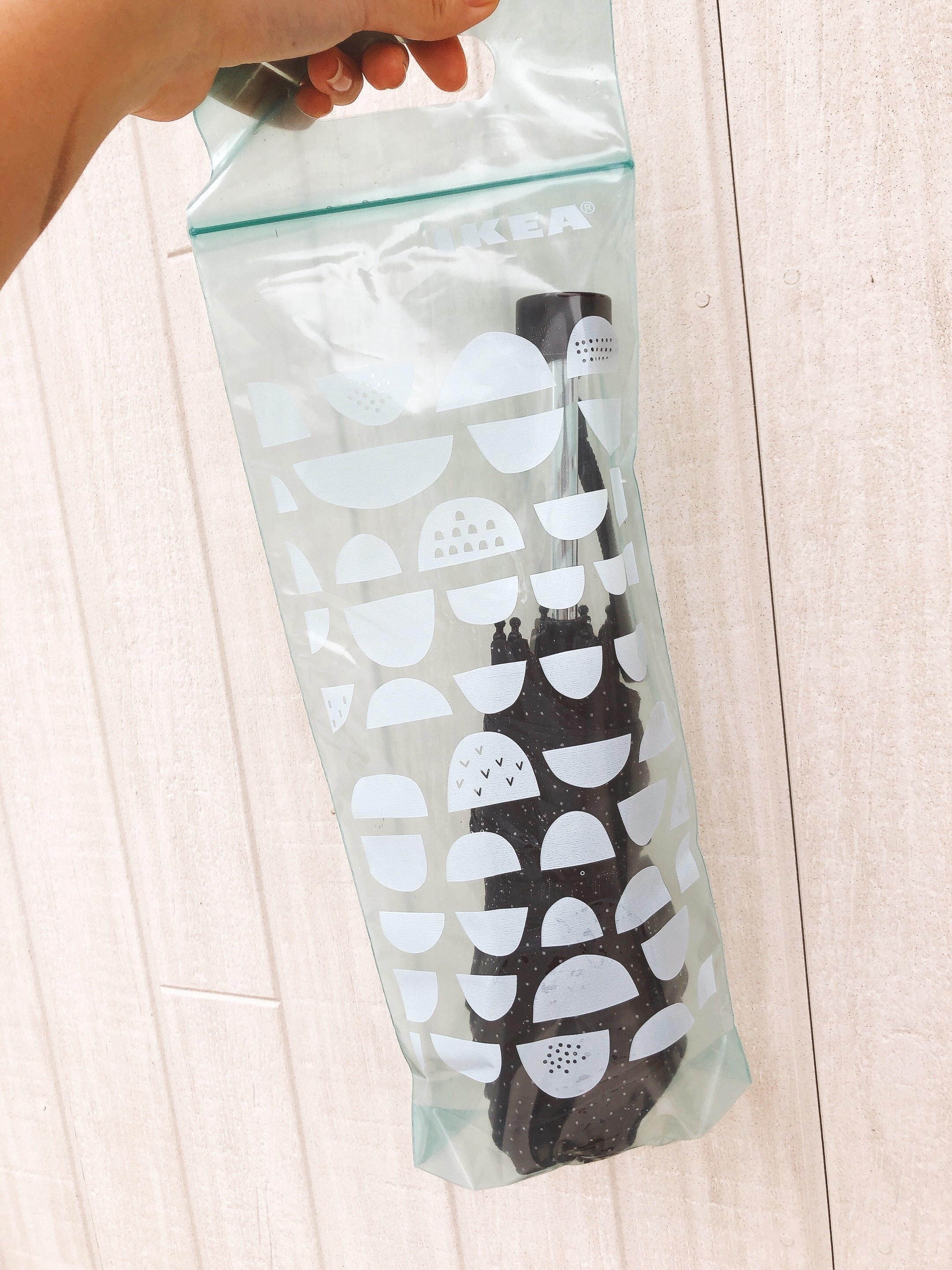 イケアのおすすめアイテム「BEKOSTA べコスタ フリーザーバッグ」