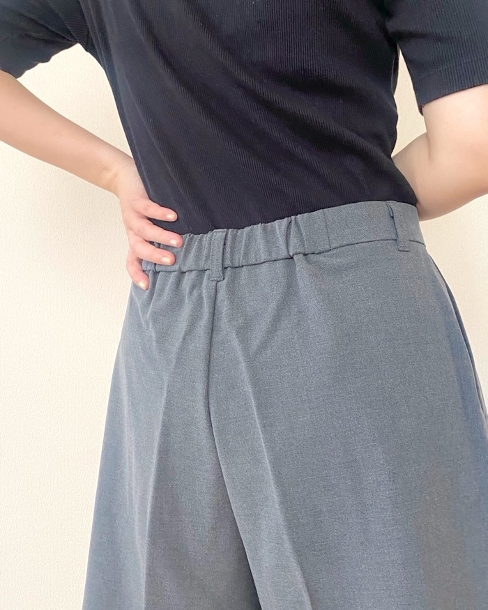 GU（ジーユー）のおすすめファッションアイテム「Wタックショートパンツ」