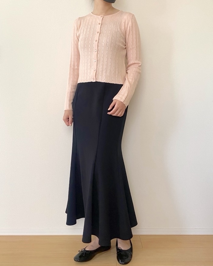 GU（ジーユー）のおすすめファッションアイテム「ポインテールカーディガンNTQ+E」のコーディネート