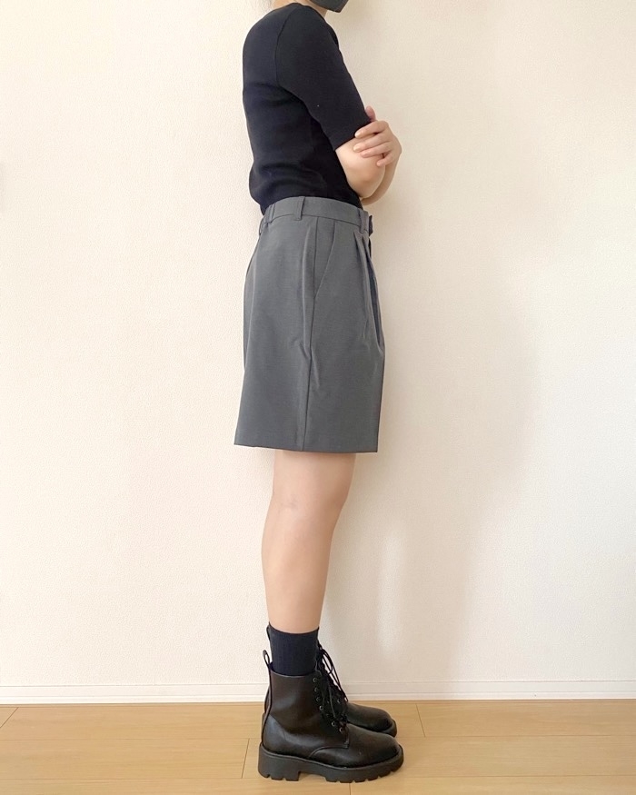 GU(ジーユー)のおすすめファッションアイテム「Wタックショートパンツ」