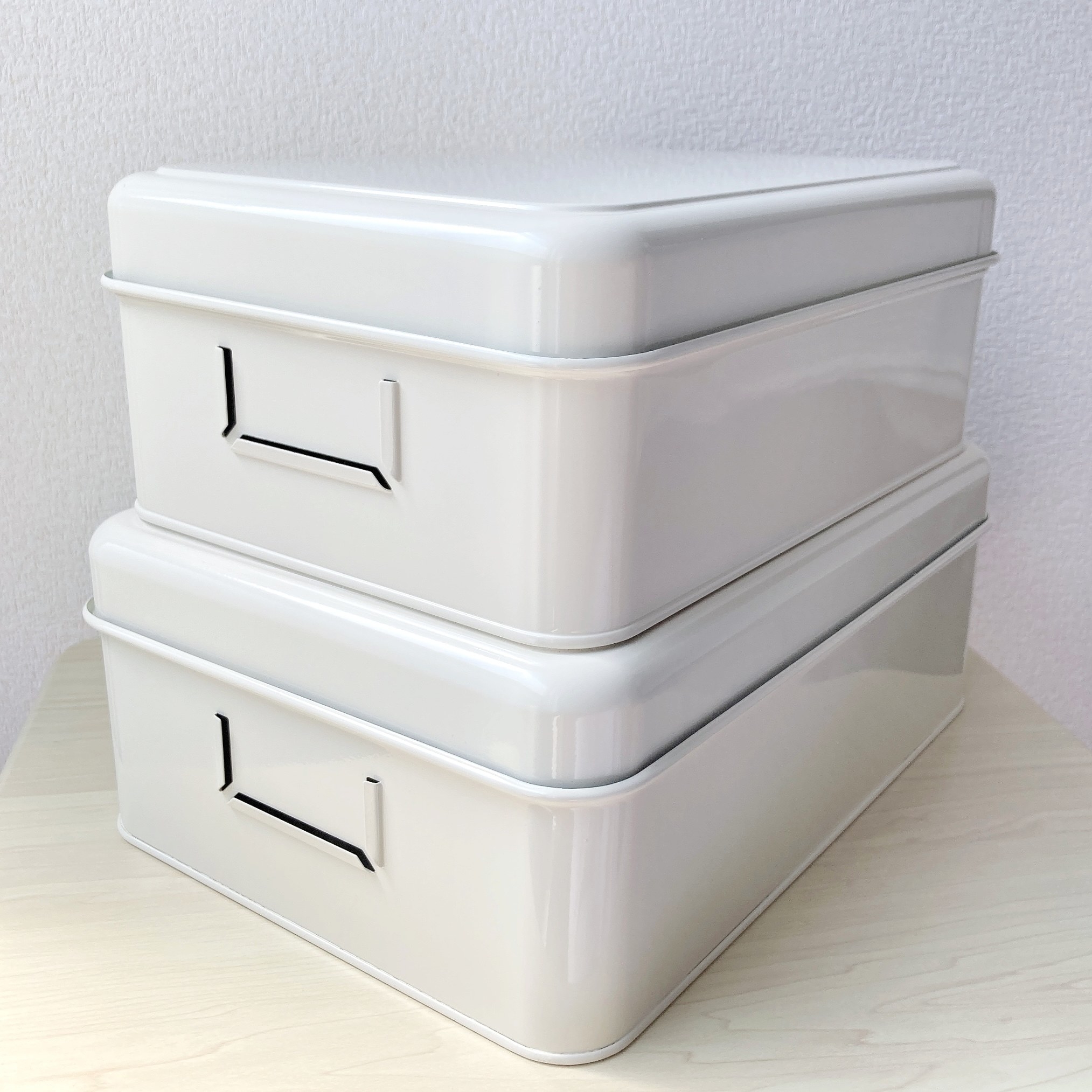 イケアのおすすめアイテム「PLOGFÅRA プローグフォーラ収納ボックス ふた付き 2点セット」