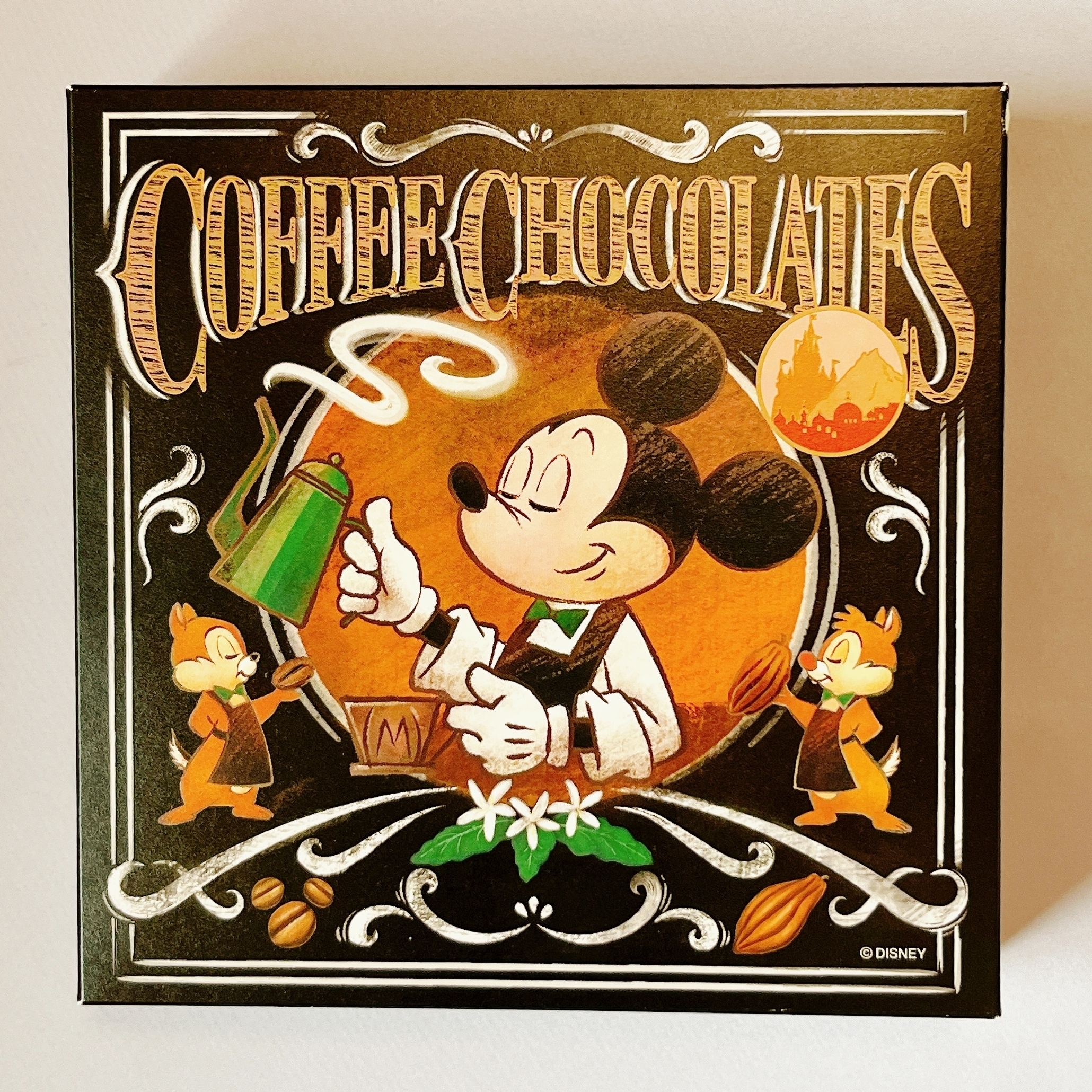 ディズニーのおすすめ土産「チョコレート 紙箱 ミッキーマウスと仲間たち」