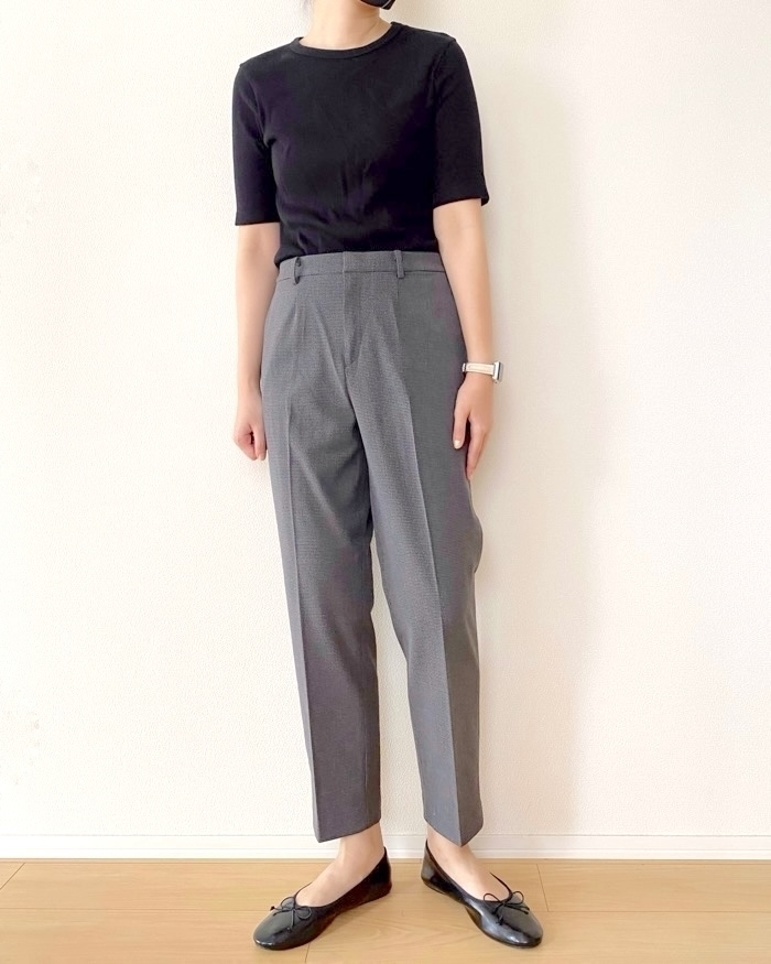 UNIQLO（ユニクロ）のおすすめきれいめパンツ「スマートアンクルパンツ」