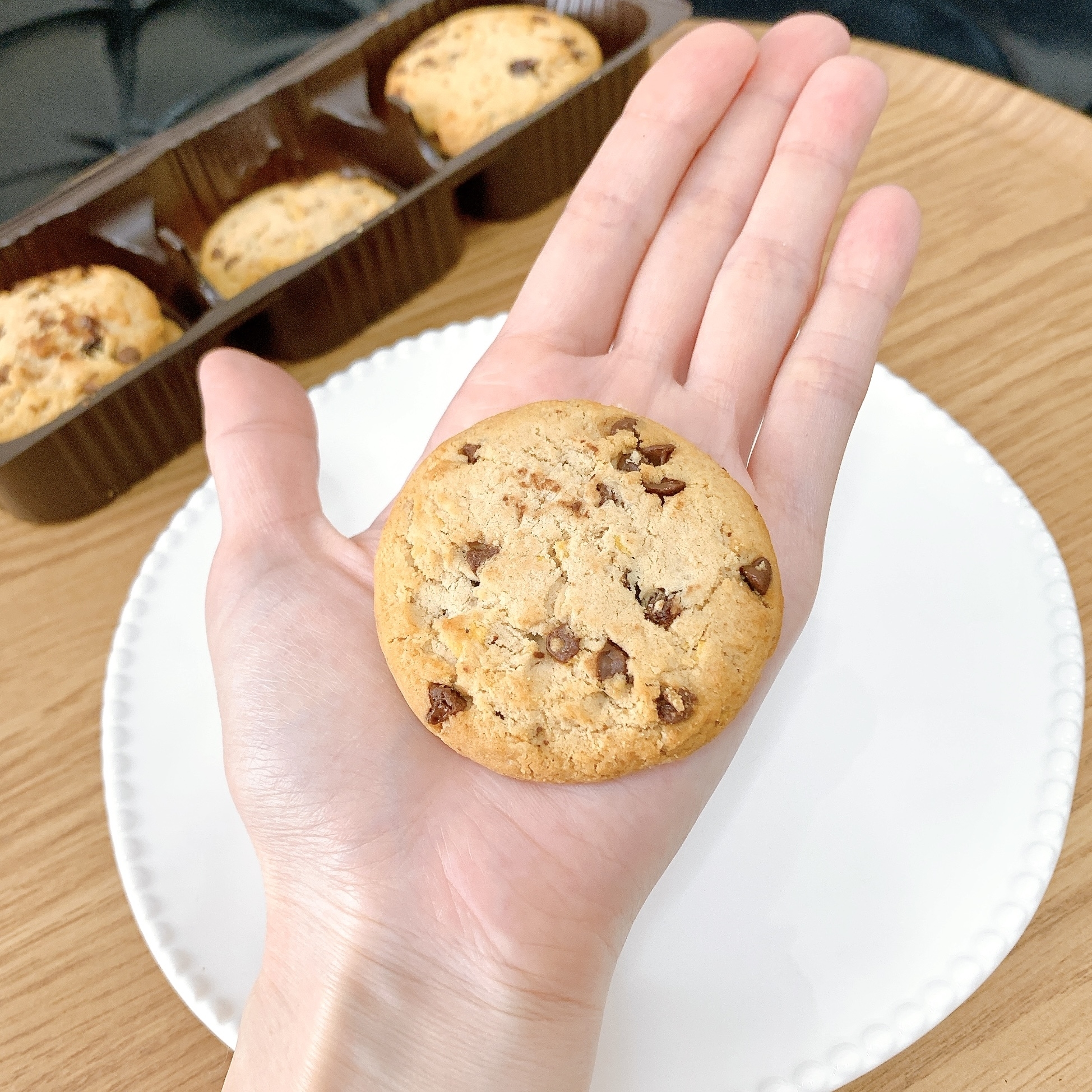 業務スーパーのおすすめのお菓子「アメリカンクッキー チョコチップ＆レーズン」
