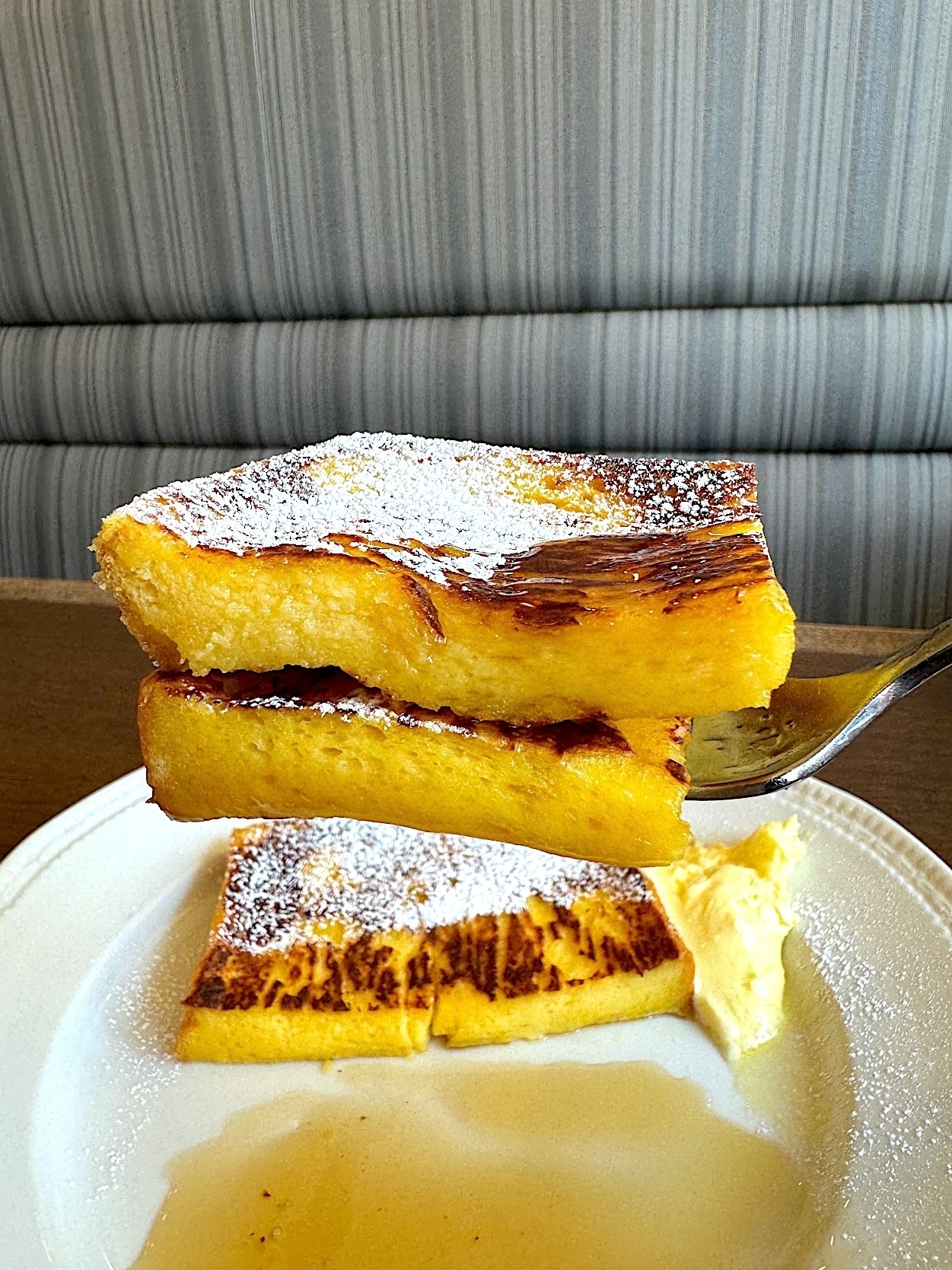 ロイヤルホストのおすすめフード「フレンチトースト」