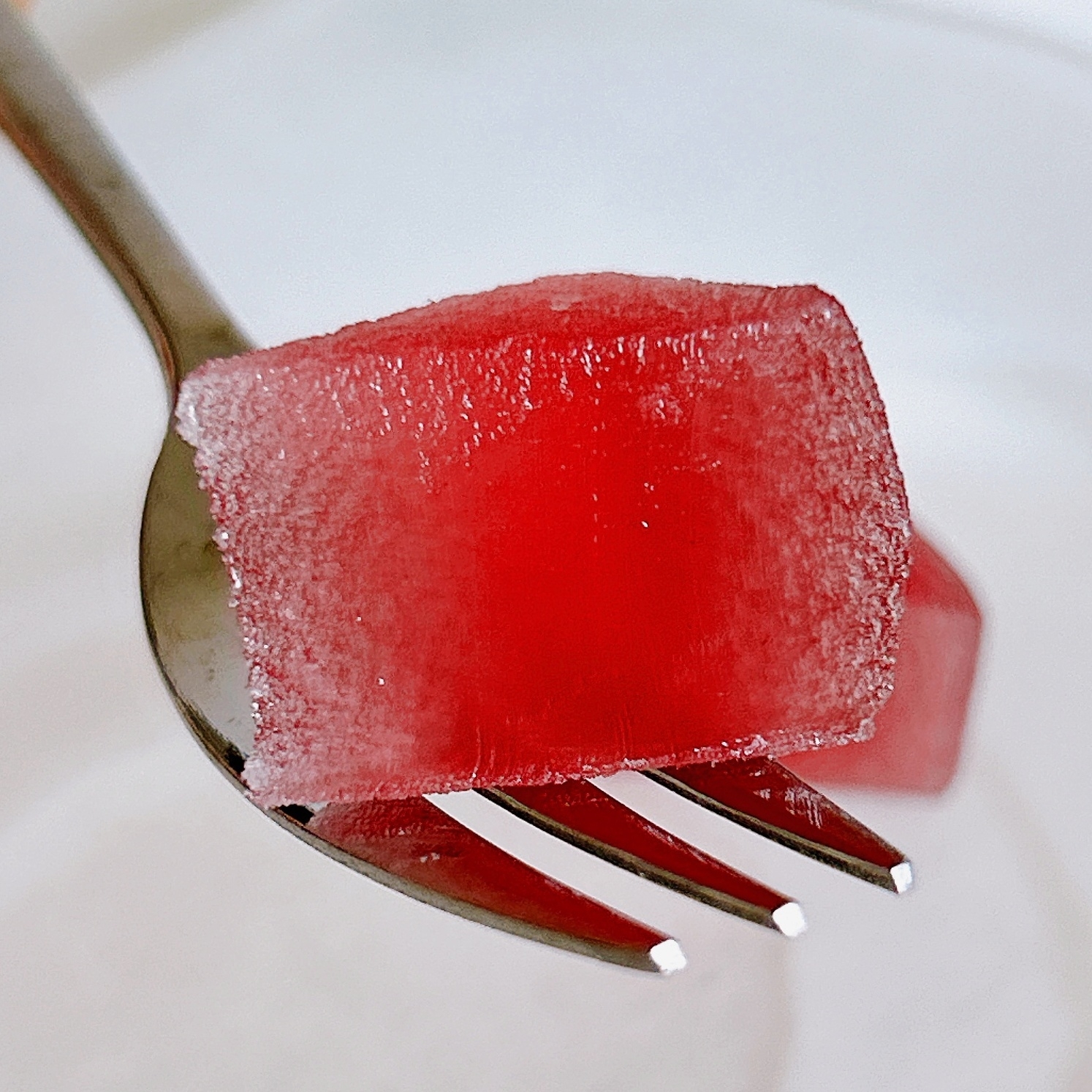 LAWSON（ローソン）のおすすめお菓子「巨峰・桃・シャインマスカットの国産果物ゼリー」