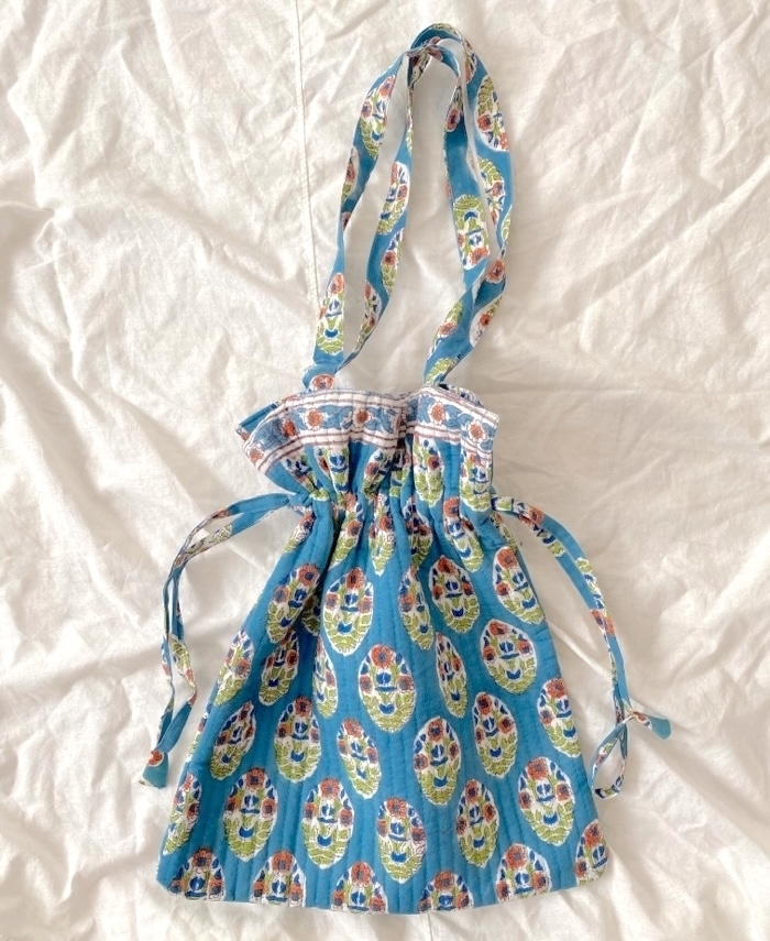 niko and&hellip;（ニコアンド）のおすすめガーリーバッグ「キルト巾着トート」