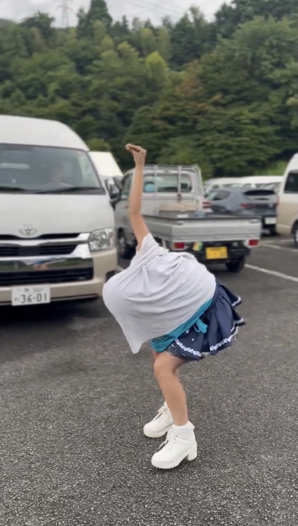 琴吹ゆずさんXより