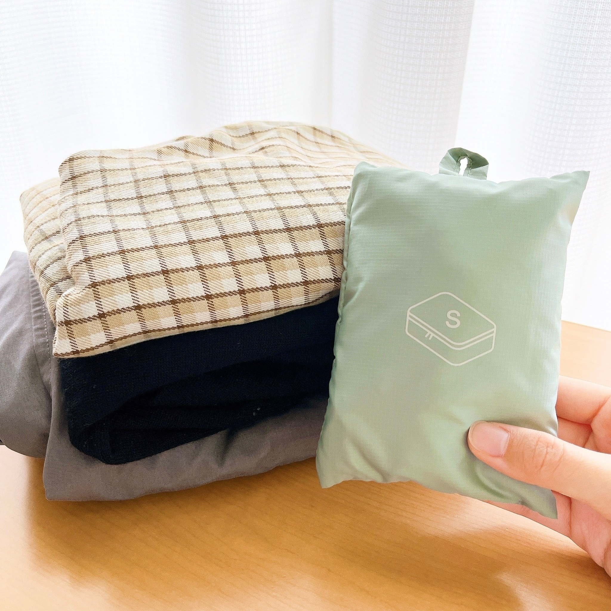 無印のおすすめグッズ「ポリエステルたためる仕分けケース」