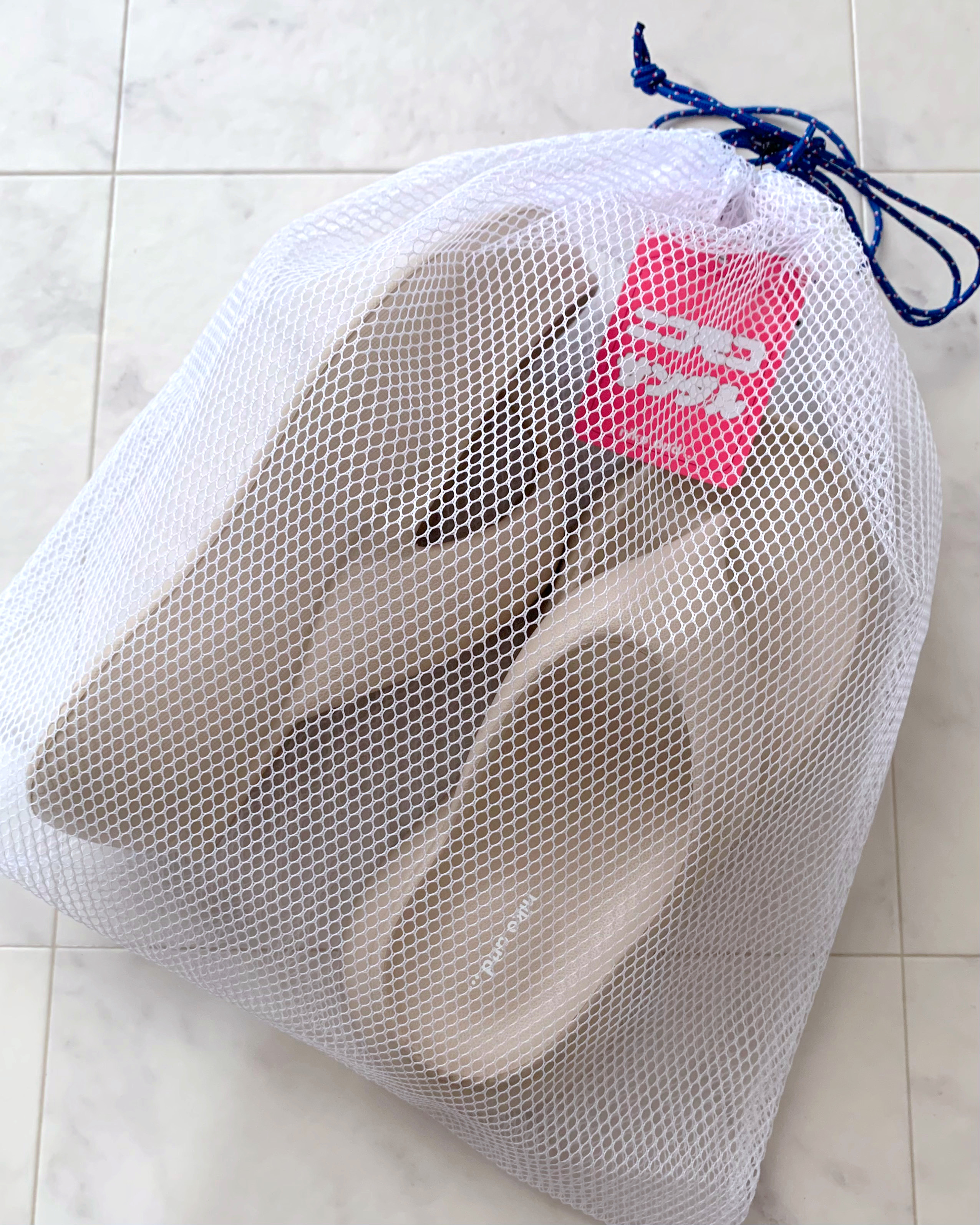 niko and&hellip;（ニコアンド）のおすすめファッションアイテム「オリジナルニコモコトングサンダル」