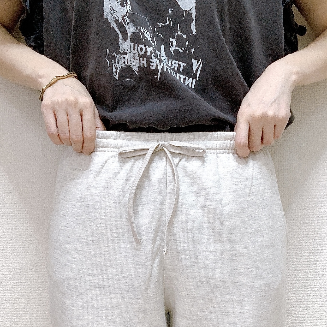 ワークマンのおすすめのレディースアイテム「レディースメンモリーイージーパンツ」