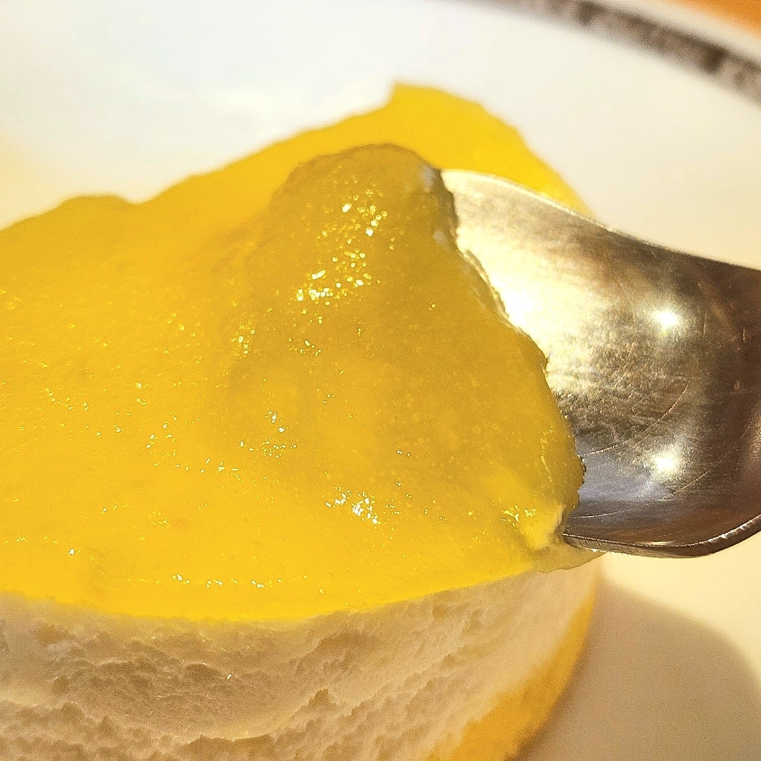 コメダ珈琲店のおすすめスイーツ「すずむレモンチーズ」