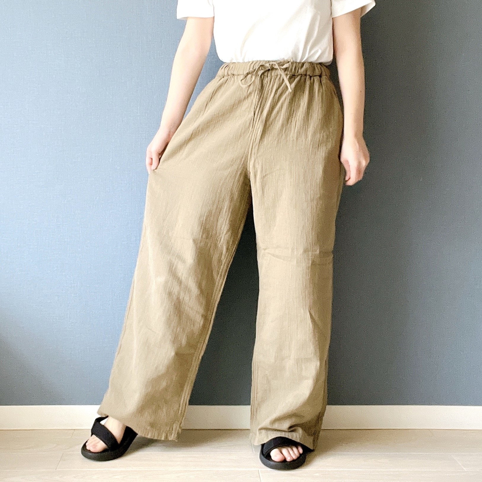 無印良品のオススメのパンツ「婦人 ふんわりしぼガーゼ ロングパンツ」