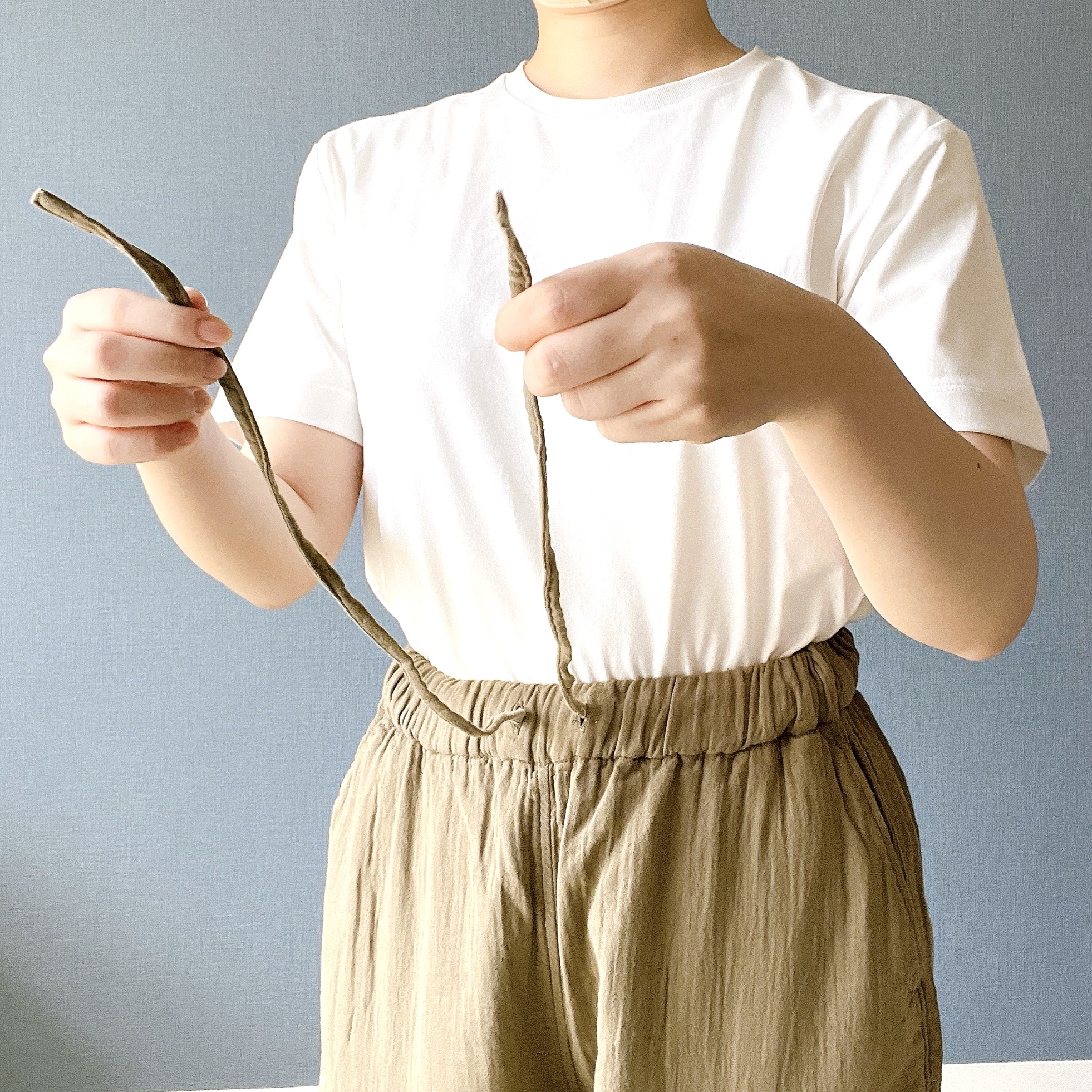 無印良品のオススメのパンツ「婦人 ふんわりしぼガーゼ ロングパンツ」