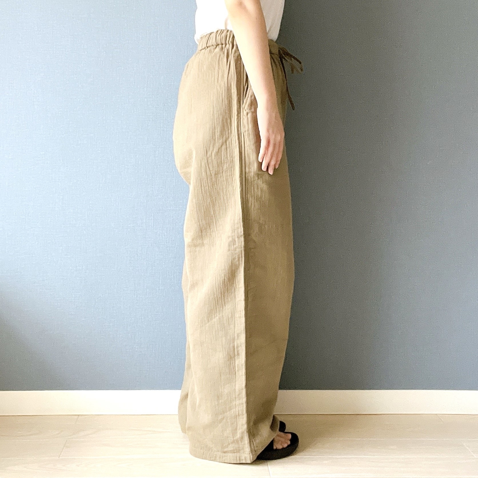 無印良品のオススメのパンツ「婦人 ふんわりしぼガーゼ ロングパンツ」