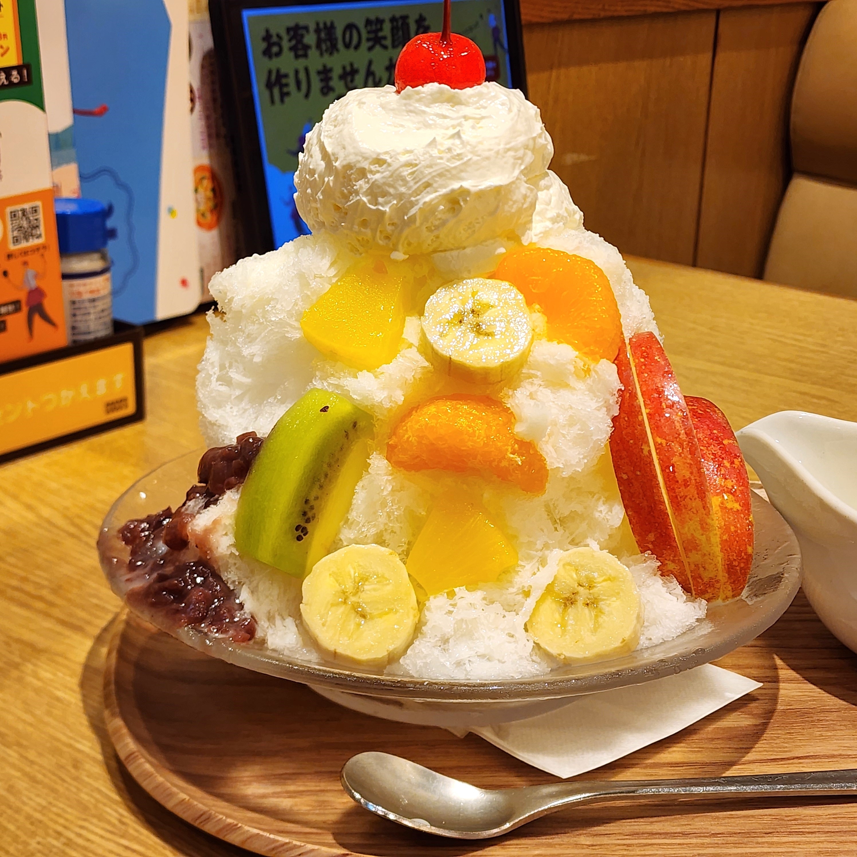 ココスのおすすめスイーツ「純氷ふわふわかき氷しろくま」