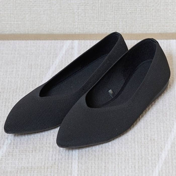 GUのおすすめアイテム「ウォッシャブルニットフラットシューズ」