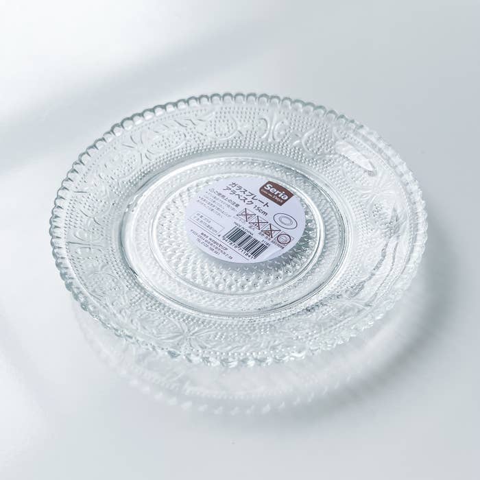 Seria(セリア)のおすすめ商品「ガラスプレート アラベスク」