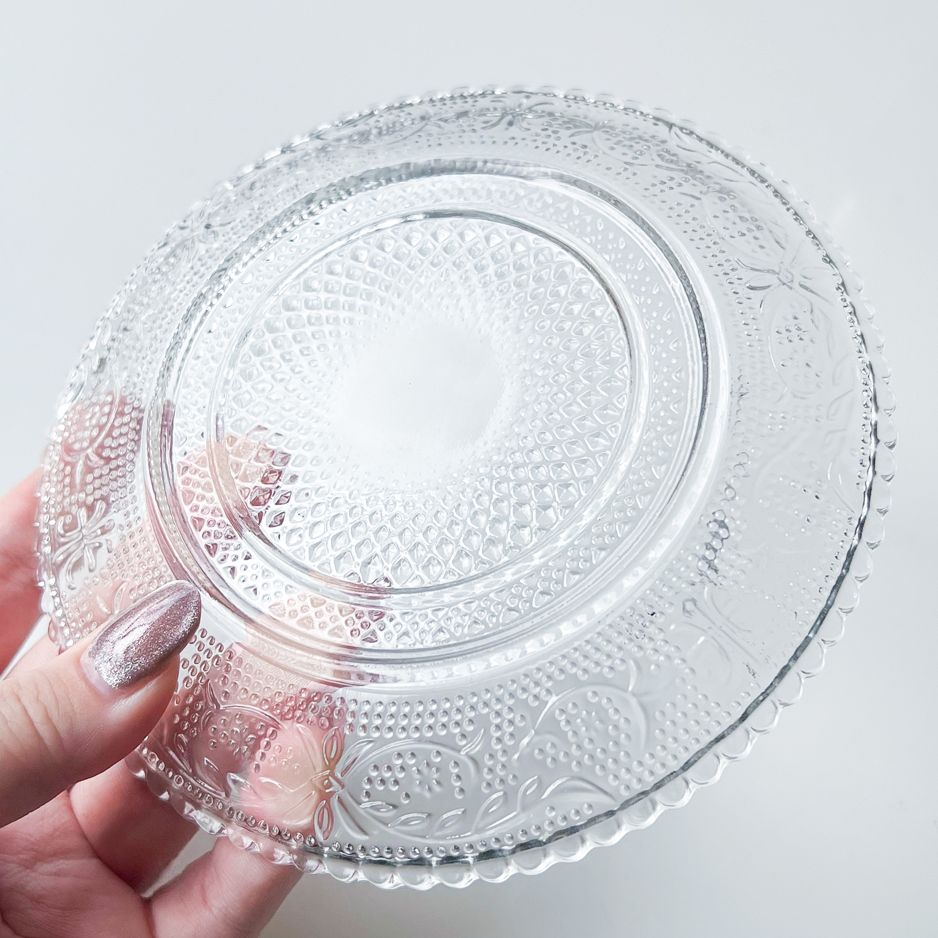 Seria(セリア)のおすすめ商品「ガラスプレート アラベスク」