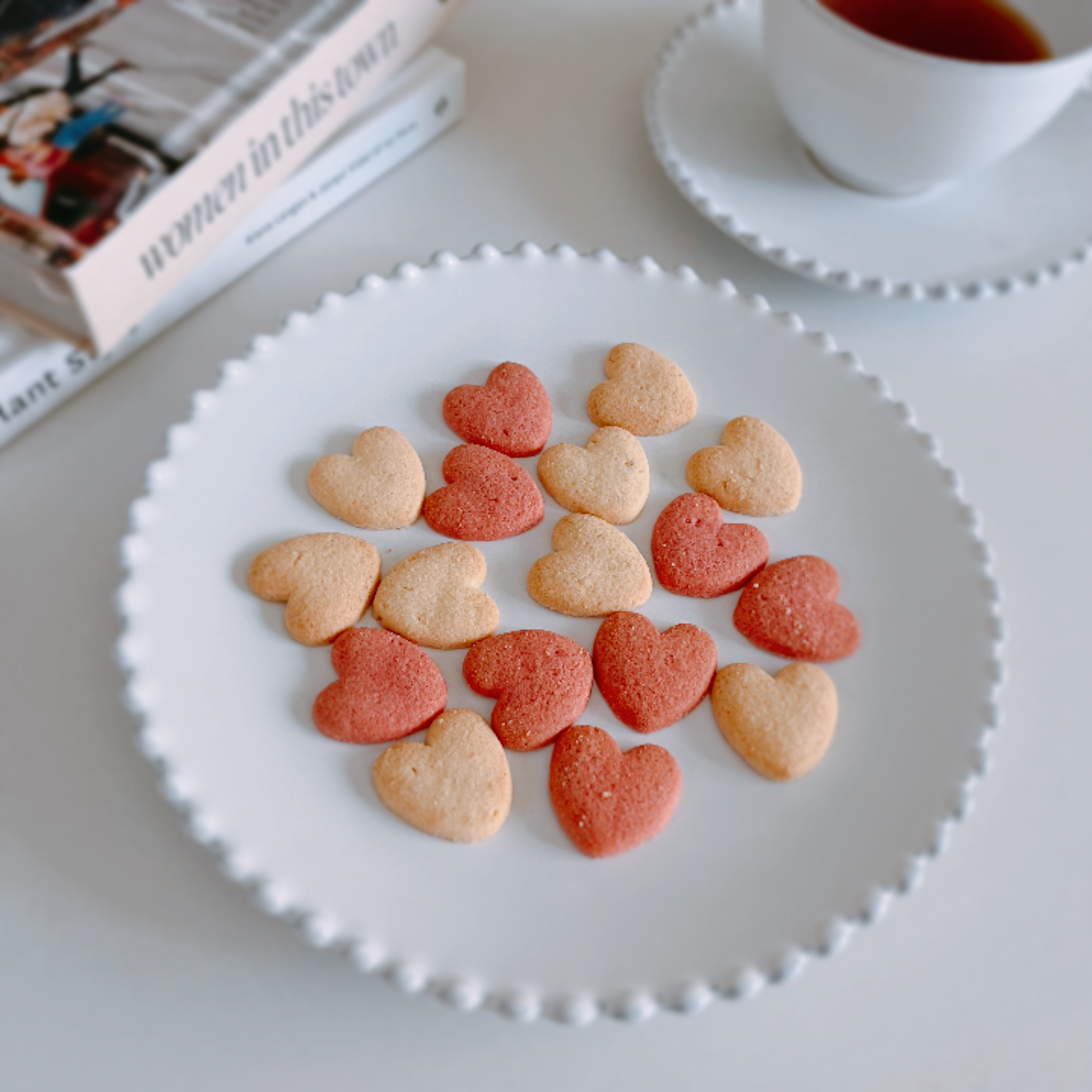 ローソンのおすすめスイーツ「 プラントベースのストロベリー＆ココナッツビスケット」