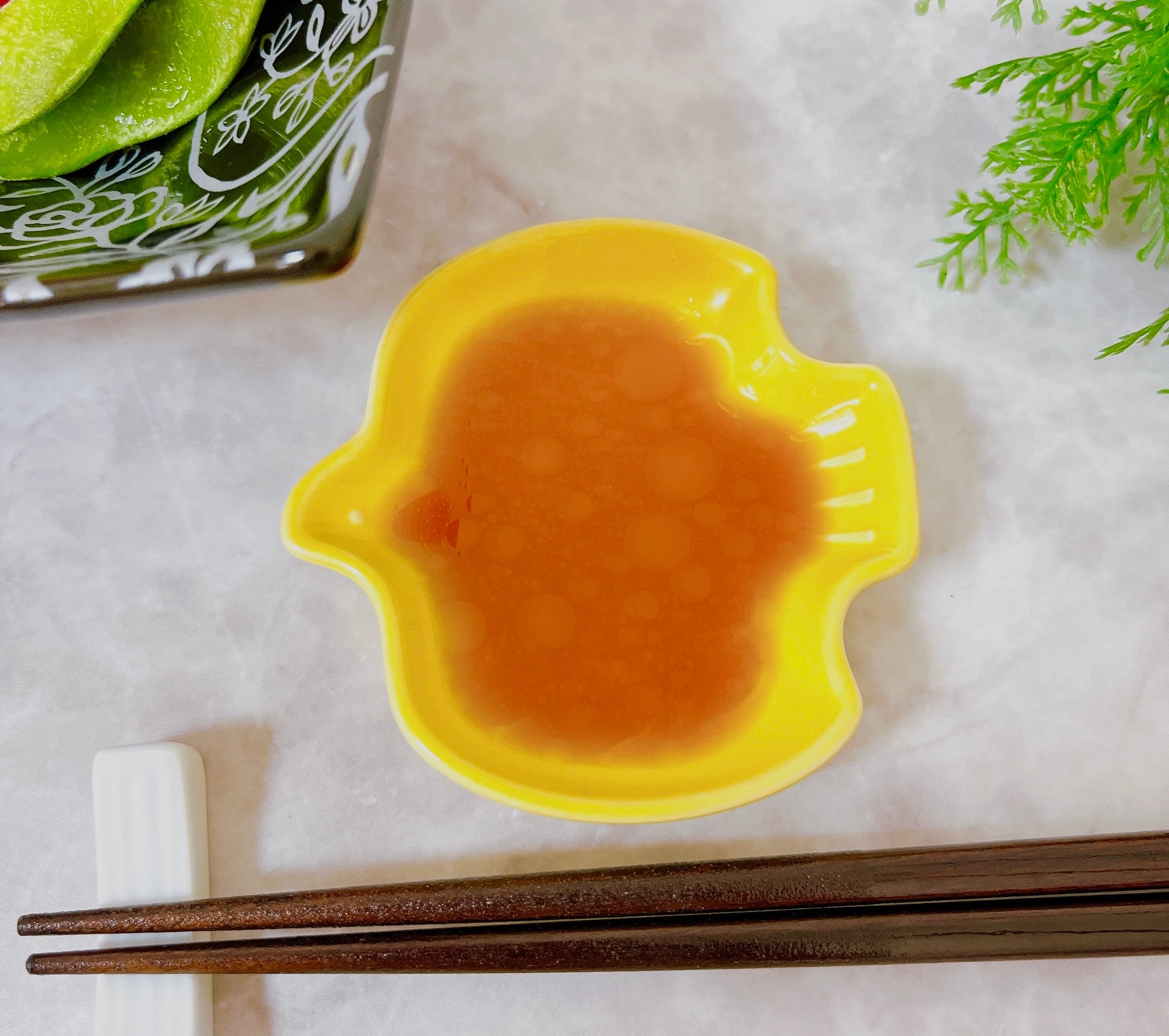 DAISO（ダイソー）のおしゃれ食器「豆皿（とり、イエロー、約8cm）」
