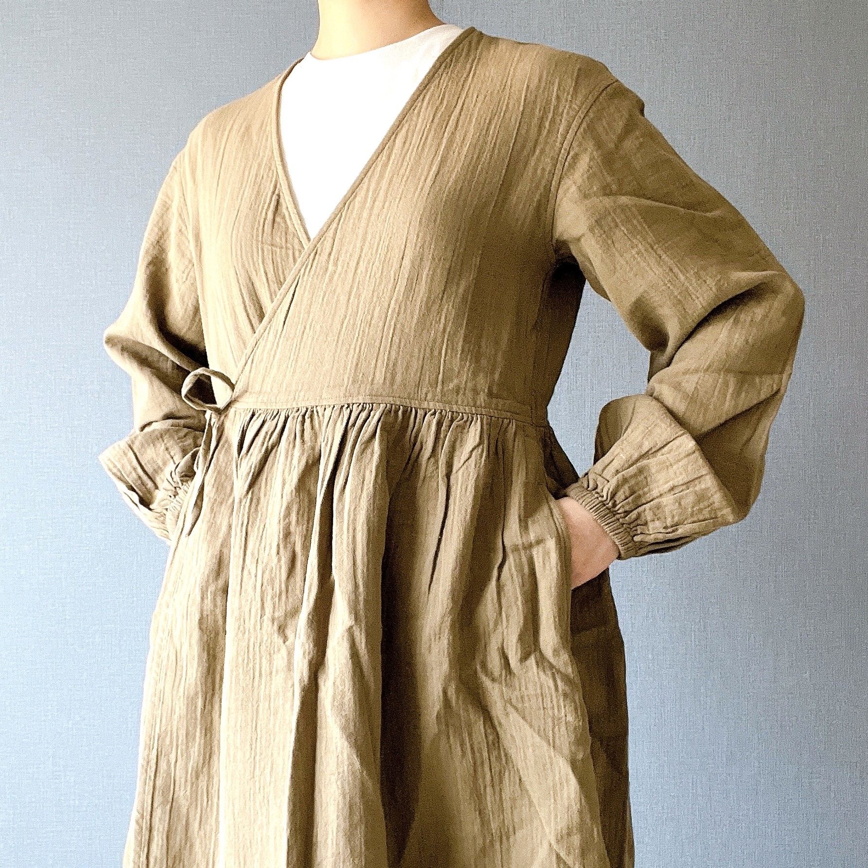 無印良品のオススメのカーディガン「婦人 ふんわりしぼガーゼ ロングカーディガン」