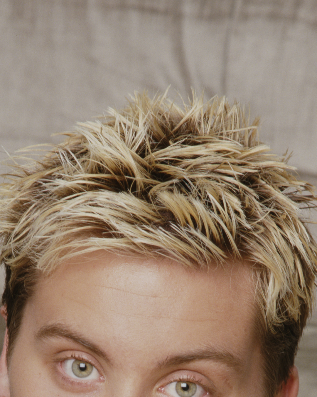 Close-up of Lance Bass's spiky, blonde-tipped hair