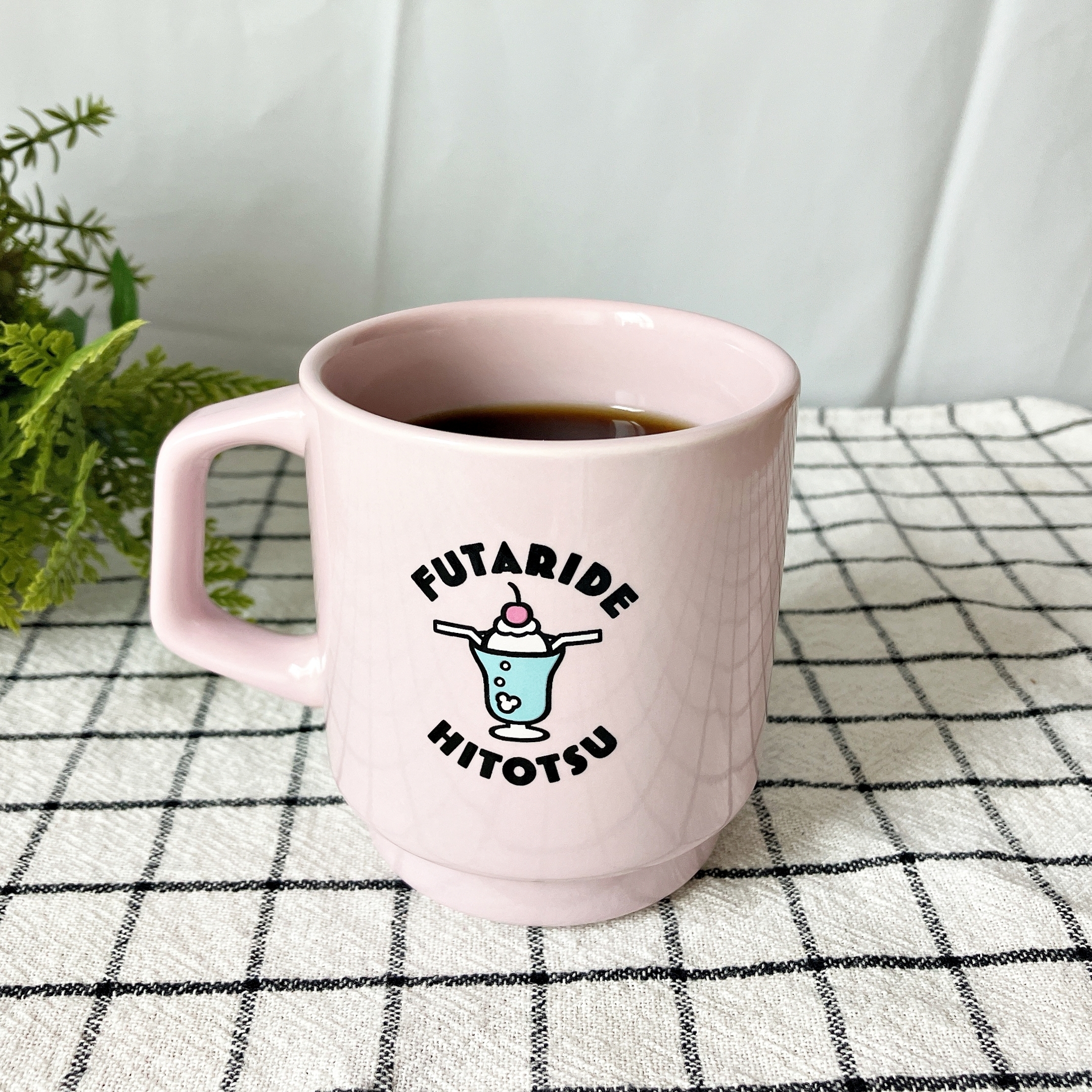 ディズニーランドのおすすめキッチンアイテム「マグカップ ミッキー ミニー」