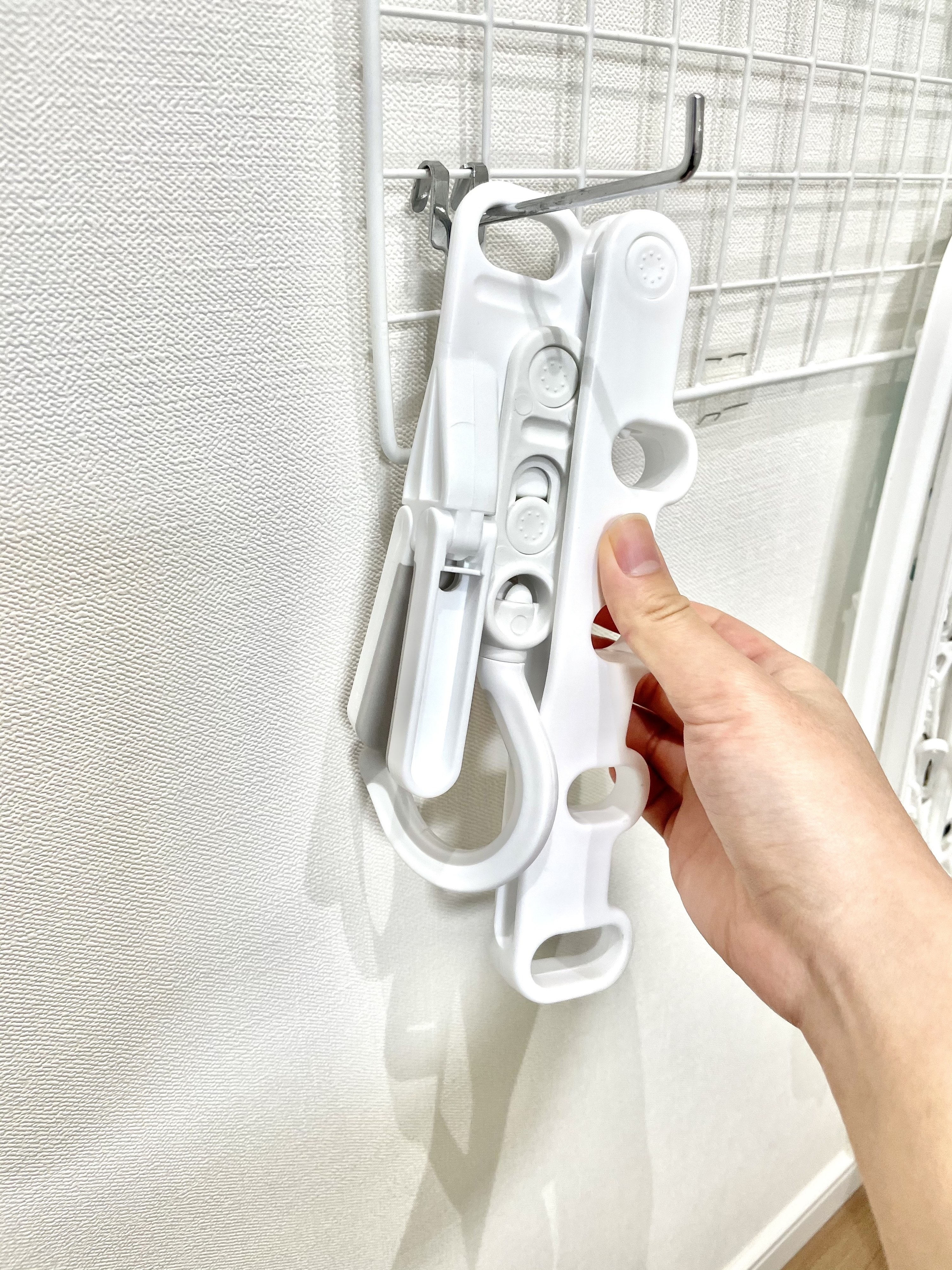 NITORI(ニトリ)のおすすめ優秀ハンガー「室内干しシャツハンガー 5連フック」