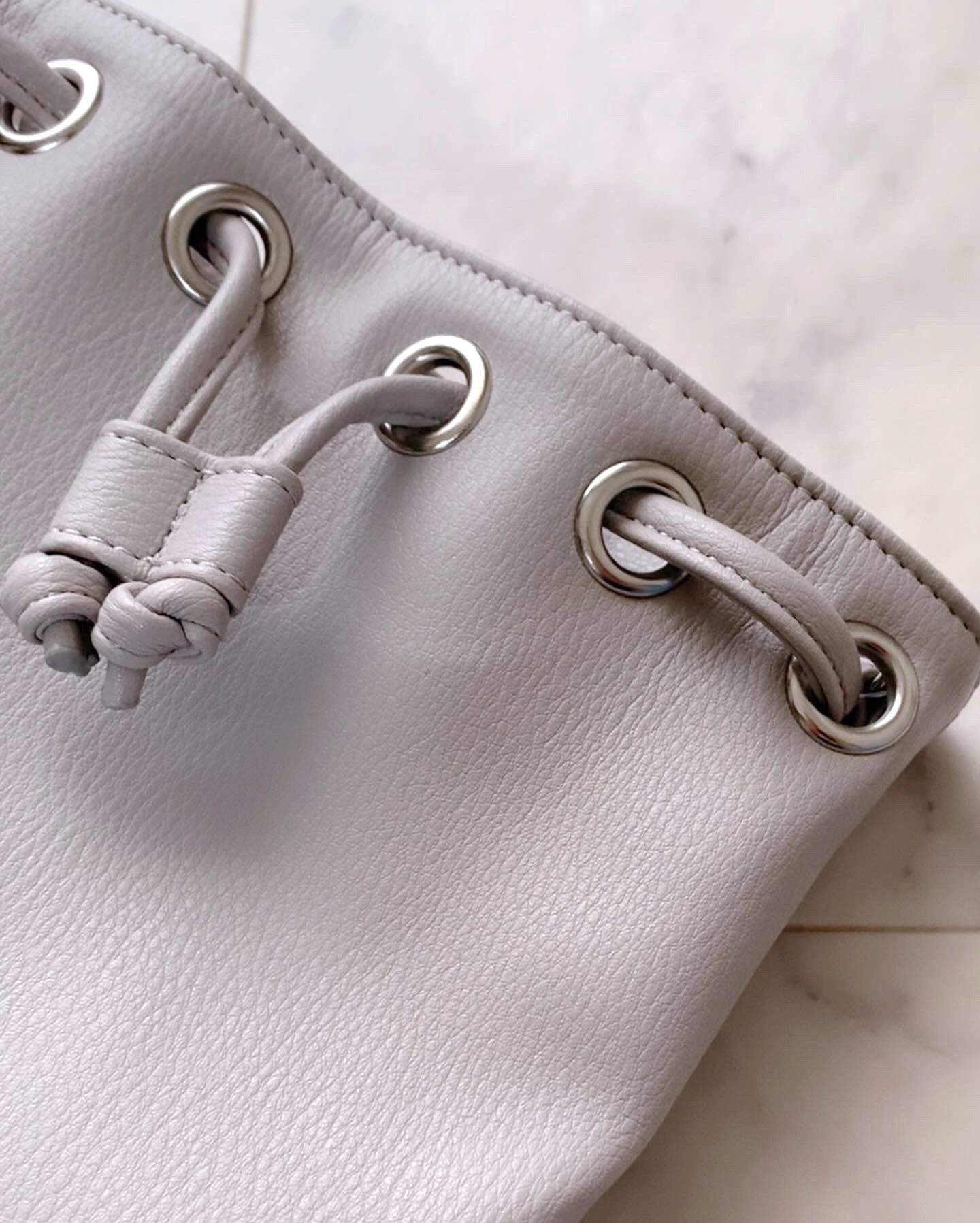 しまむらのおすすめファッションアイテム「SN＊キンチャクショルダー」