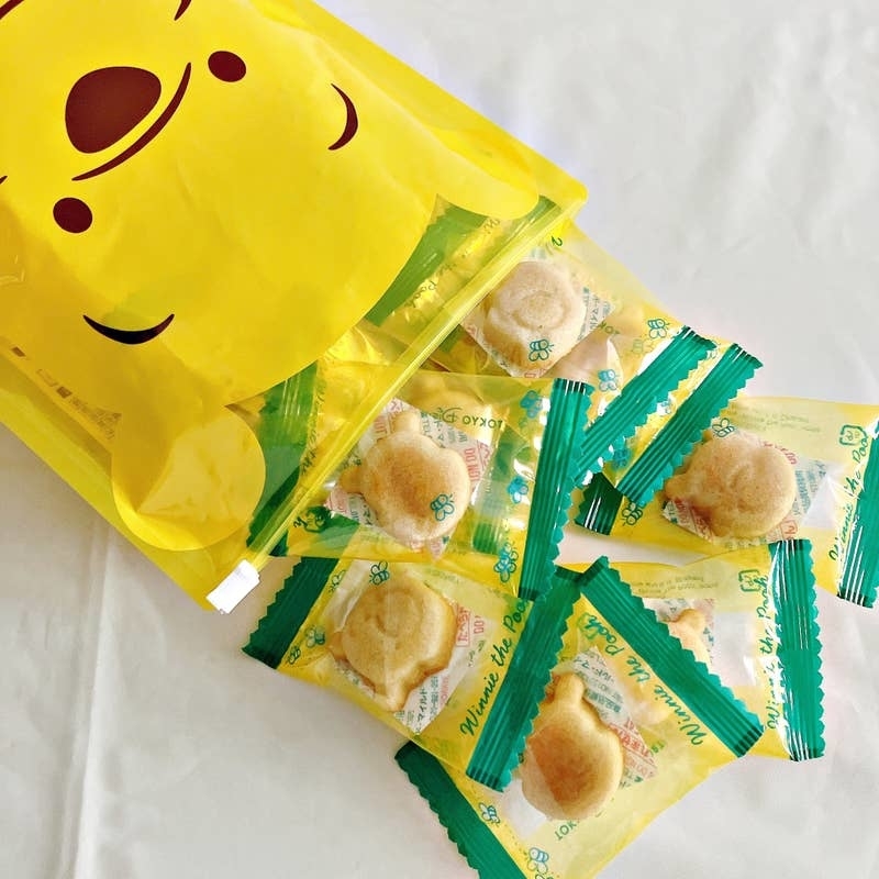 ディズニーランドのおすすめお菓子「メイプルフィナンシェ 袋 プー」