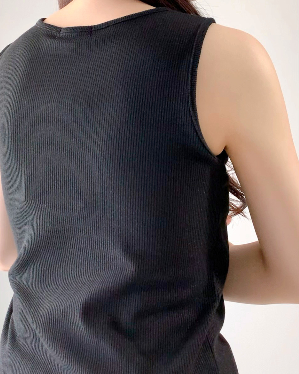 しまむらのおすすめファッションアイテム「TS＊ラメリブCツキタンク」