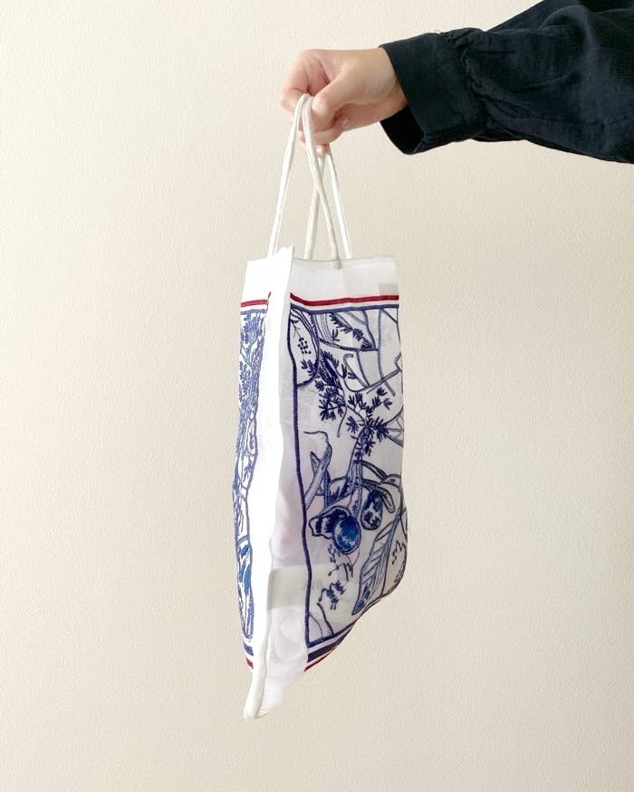 ZARA(ザラ)のおすすめファッションアイテム「刺繍入りハンドバッグ」