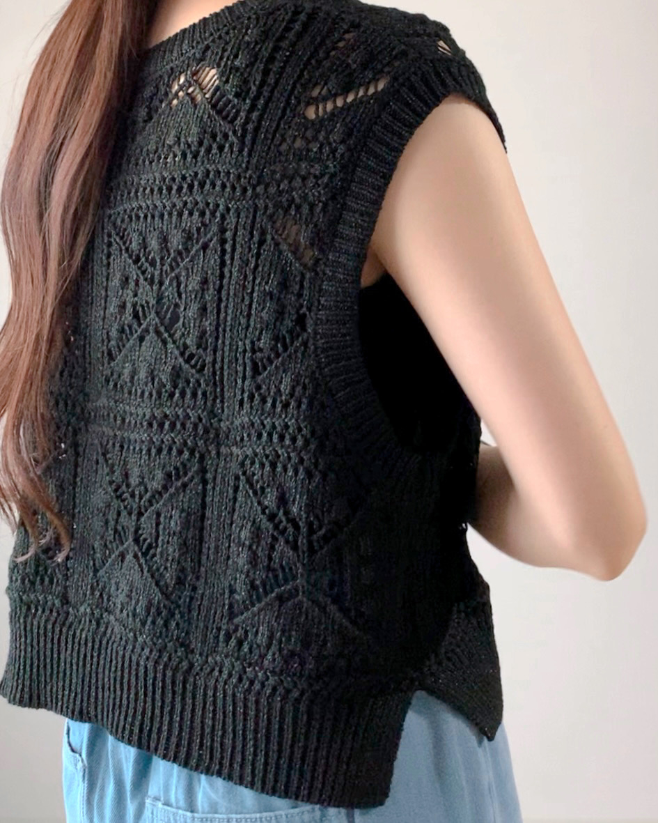 しまむらのおすすめファッションアイテム「クロシェフウベスト」