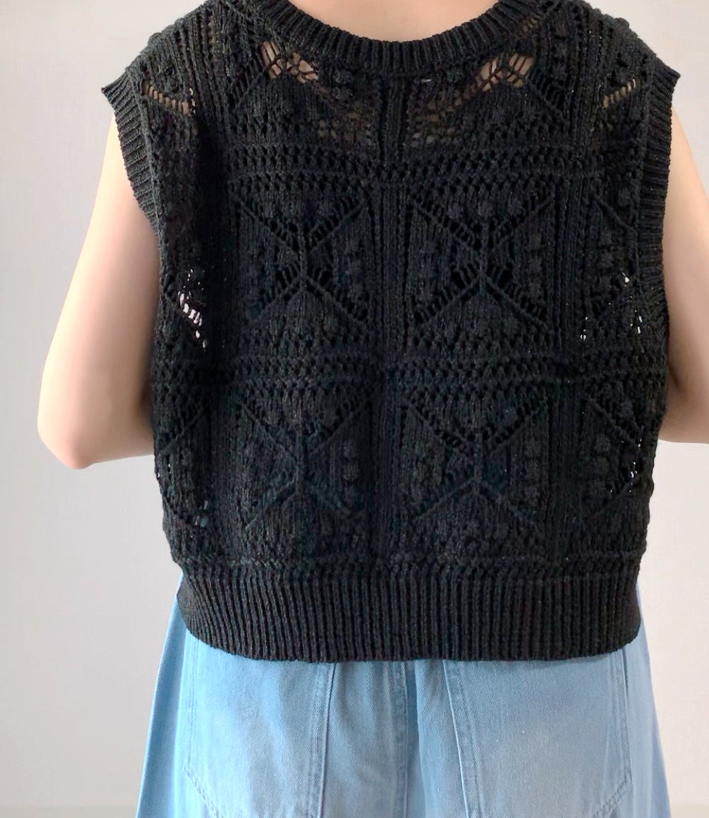 しまむらのおすすめファッションアイテム「クロシェフウベスト」