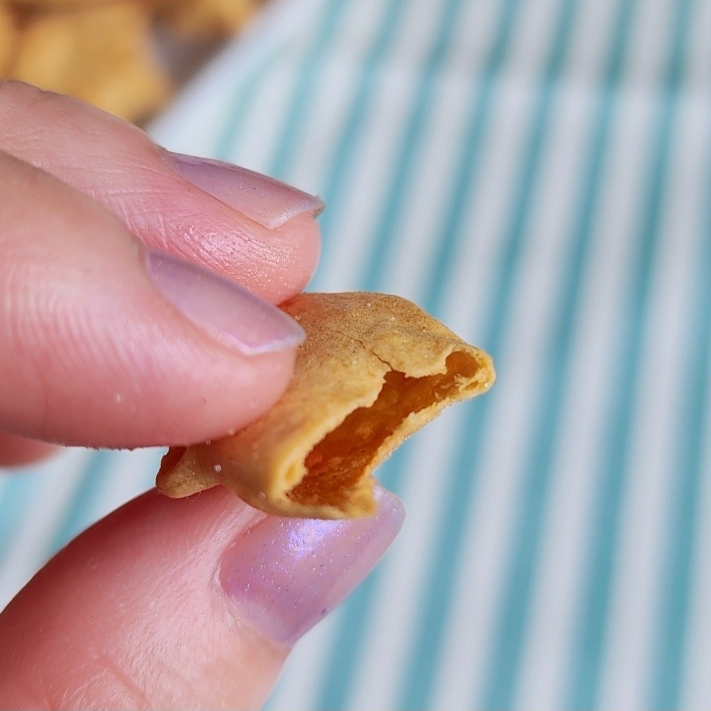 ローソンのオススメおやつ「オーツブランの堅焼きおっとっと」