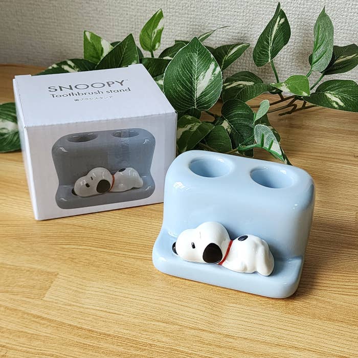 ニトリのおすすめアイテム「【デコホーム商品】フィギュア歯ブラシスタンド M(BL スヌーピー)」