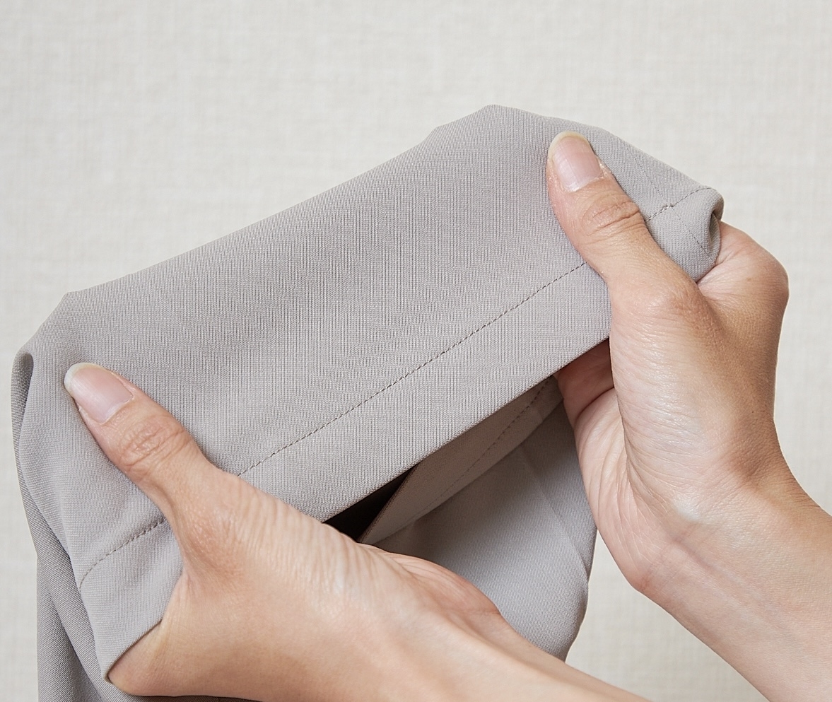 ワークマンのオススメのパンツ「レディースシーンレスタックパンツ」