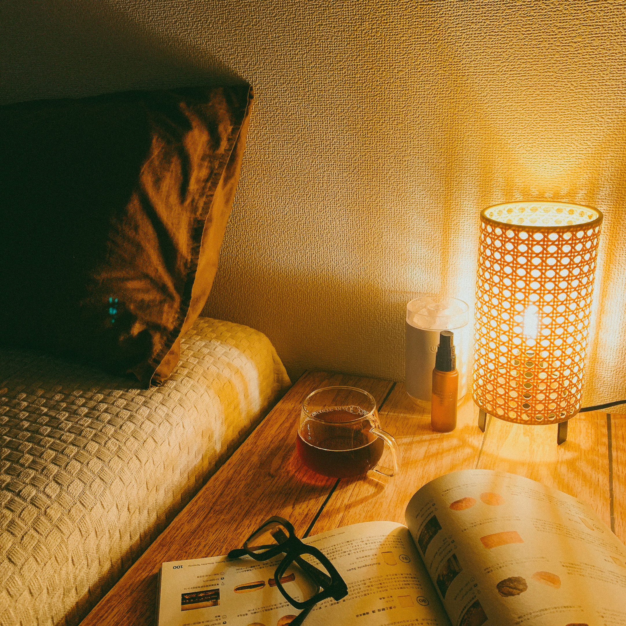 イケアのおすすめランプ「SAXHYTTAN サクスヒッタン テーブルランプ」