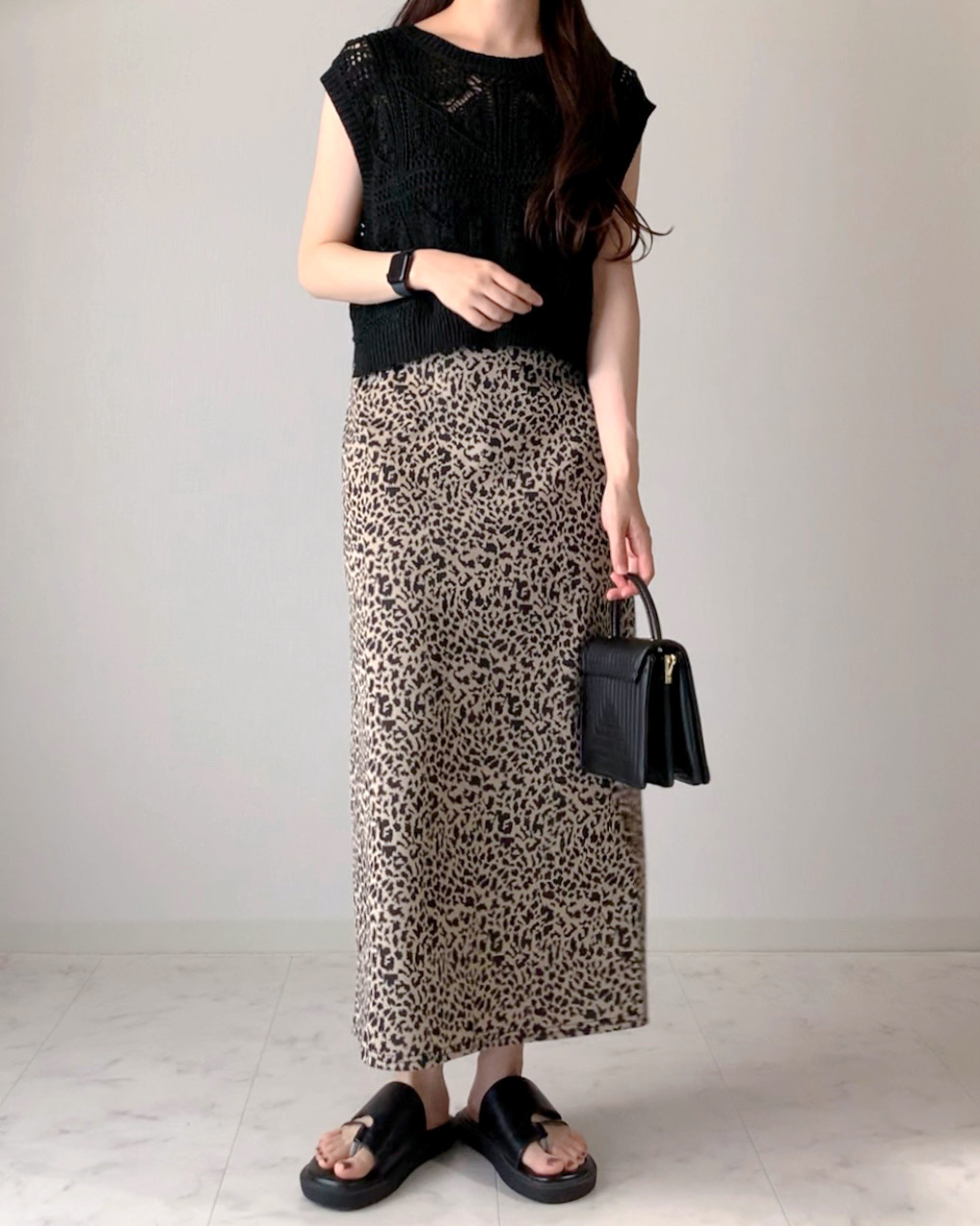 しまむらのおすすめファッションアイテム「クロシェフウベスト」のコーディネート