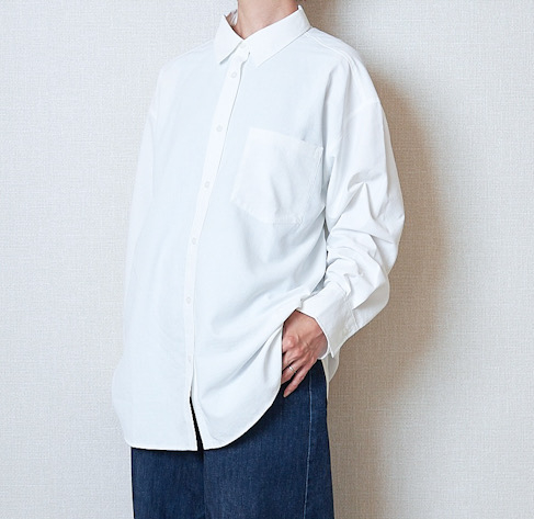 GU（ジーユー）のおすすめファッションアイテム「オーバーサイズシャツ」