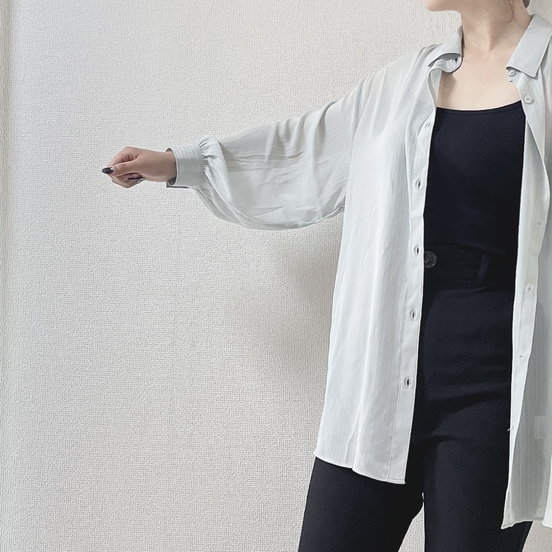 Honeys（ハニーズ）のおすすめトップス「シアーストライプシャツ」