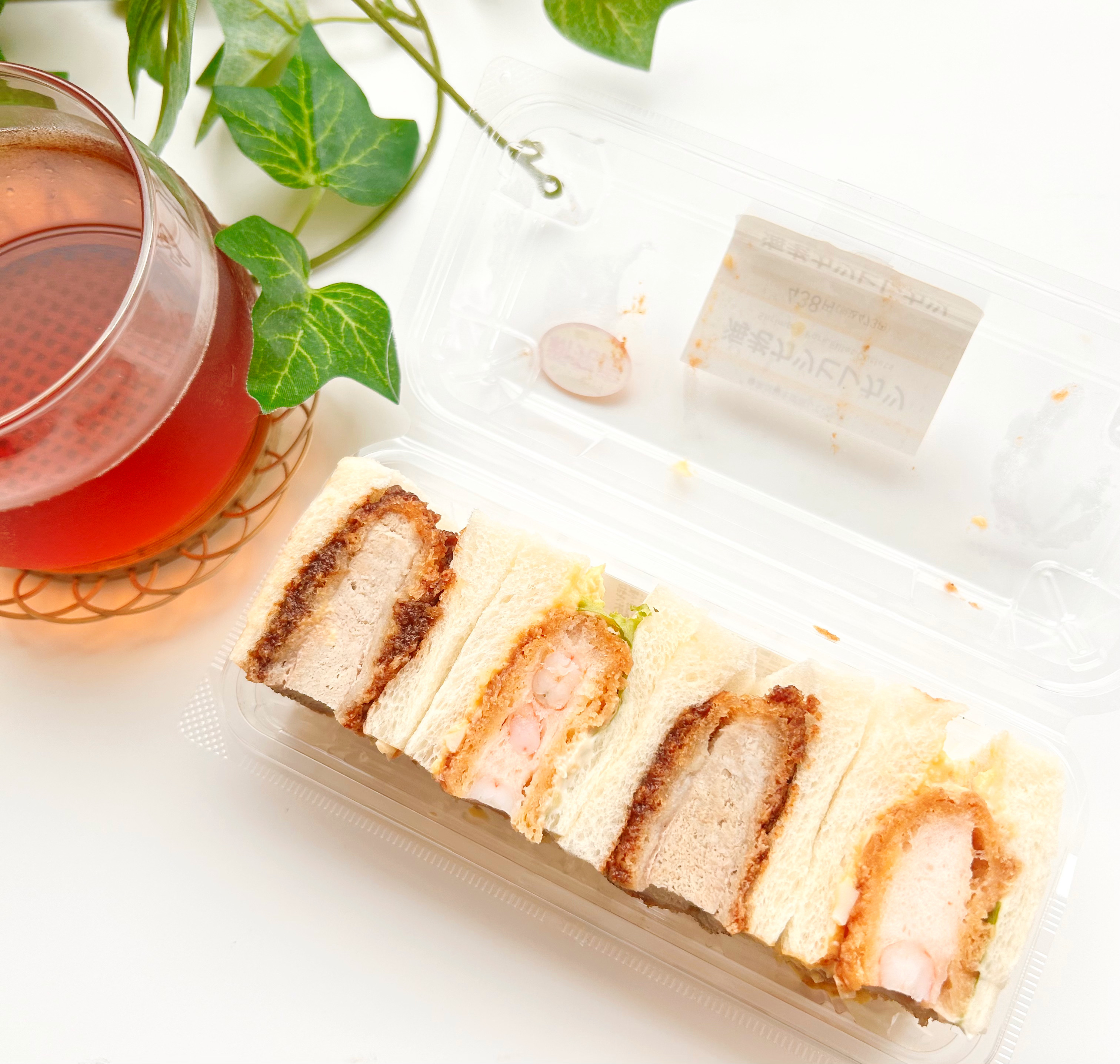 LAWSON(ローソン)のおすすめサンドイッチ「海老カツヒレカツBOX」