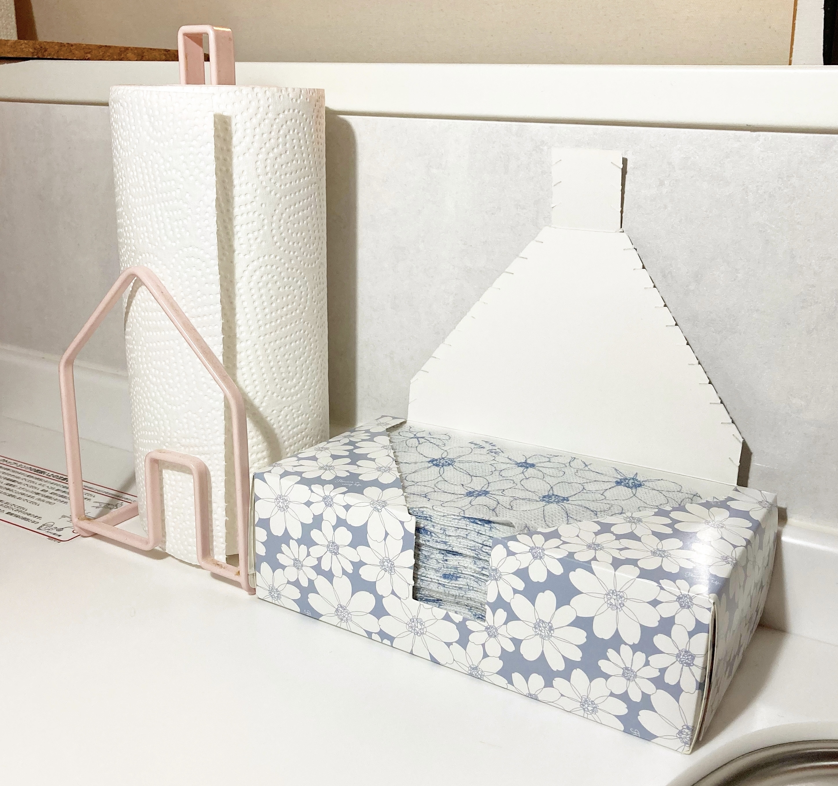 DAISO（ダイソー）のおすすめキッチン雑貨「マルチダスター（20cm×20cm、デイジー線画）」