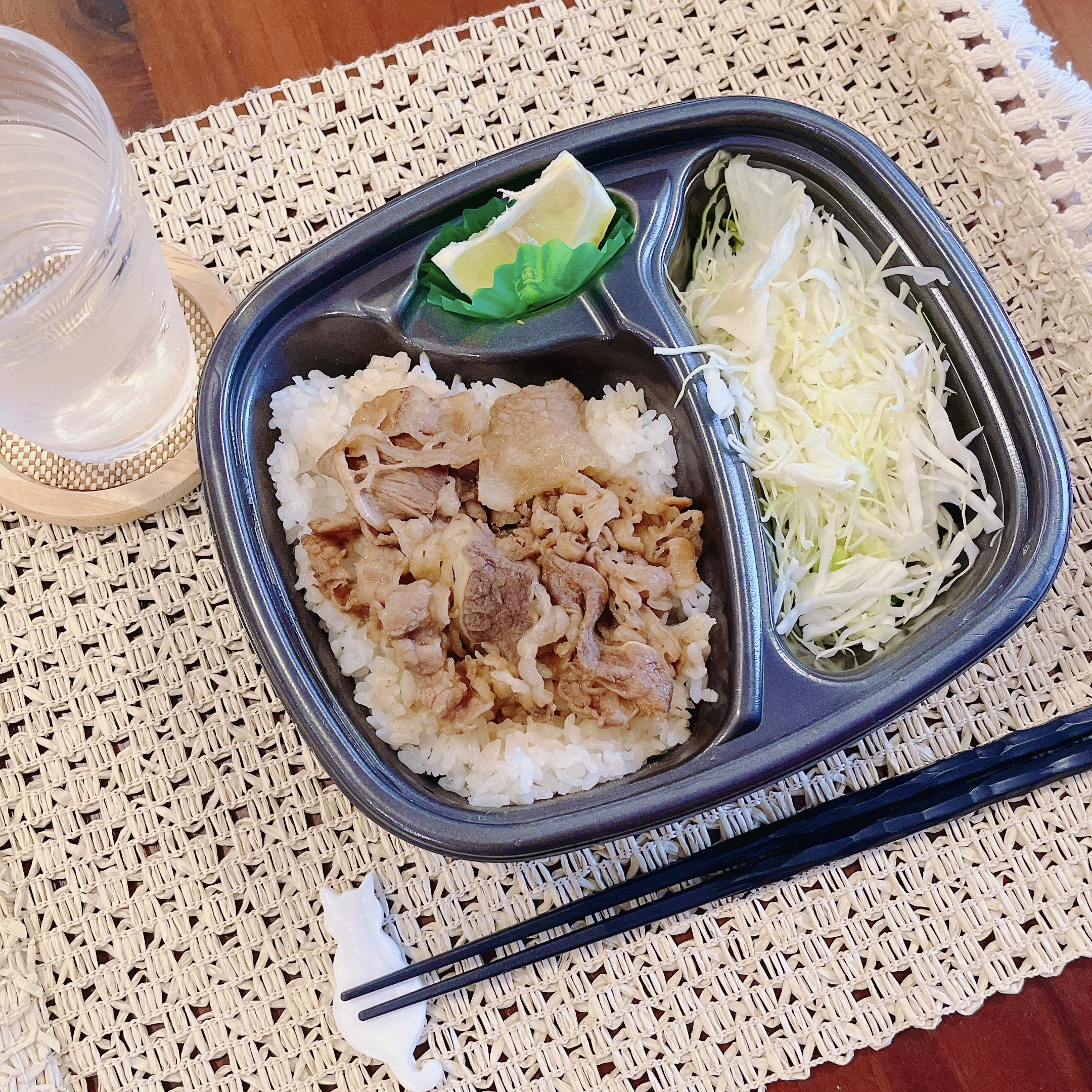 ほっともっとのおすすめメニュー「サラダ&ビーフレモンコンボ」