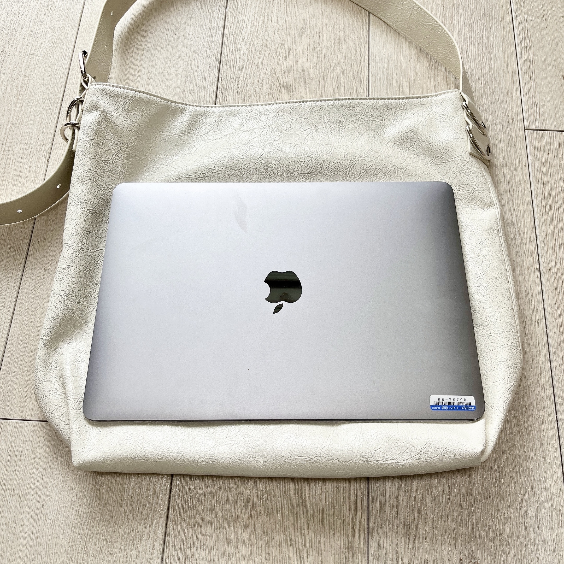 グローバルワークのおすすめファッション小物「スペ軽PUワンショルダー/113121」