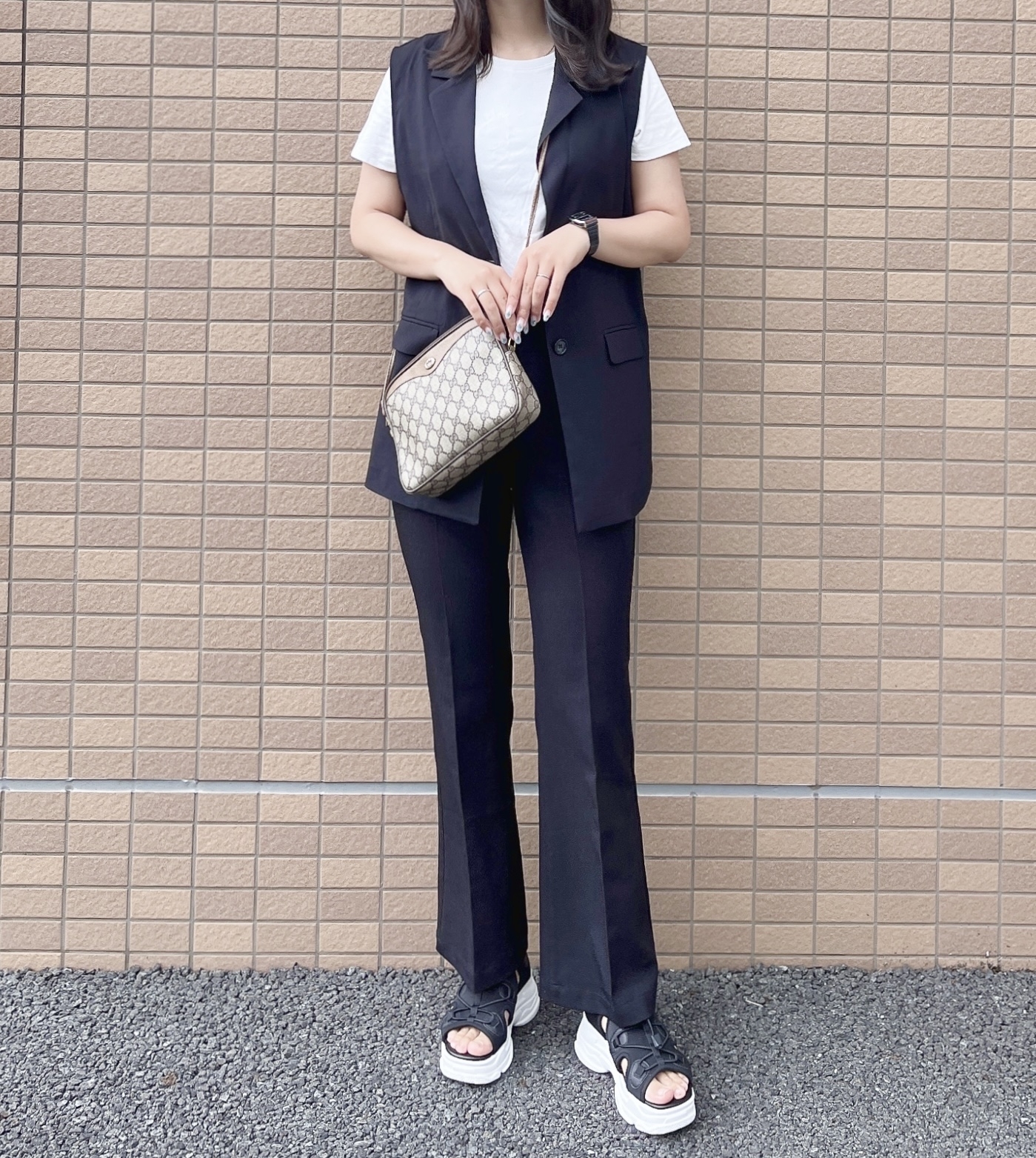 Honeys（ハニーズ）のおすすめトップス「テーラードジレ」